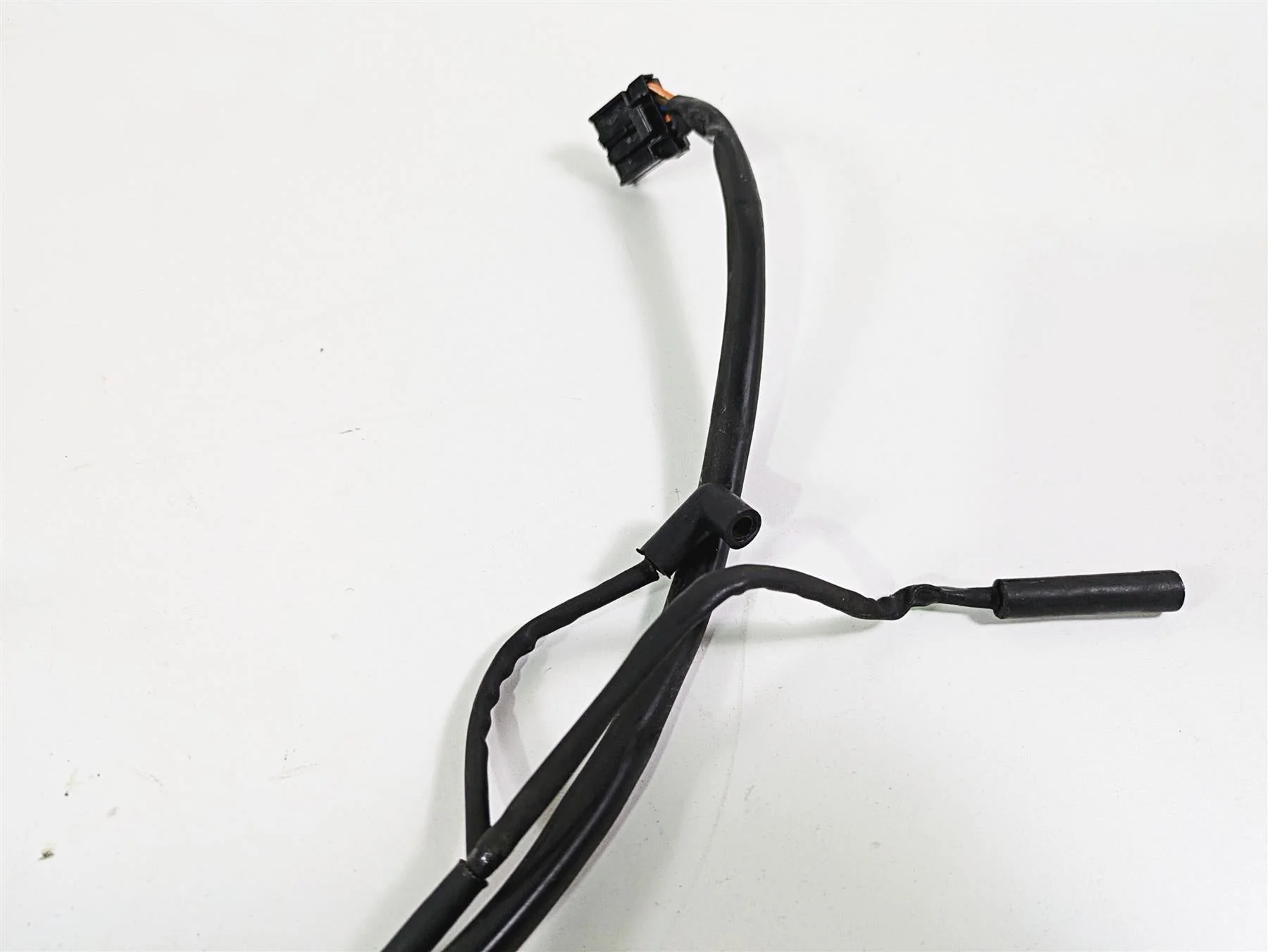 2009 Harley XR1200 Sportster Main & Engine Wiring Harness - Read 70225-08 - Image 9