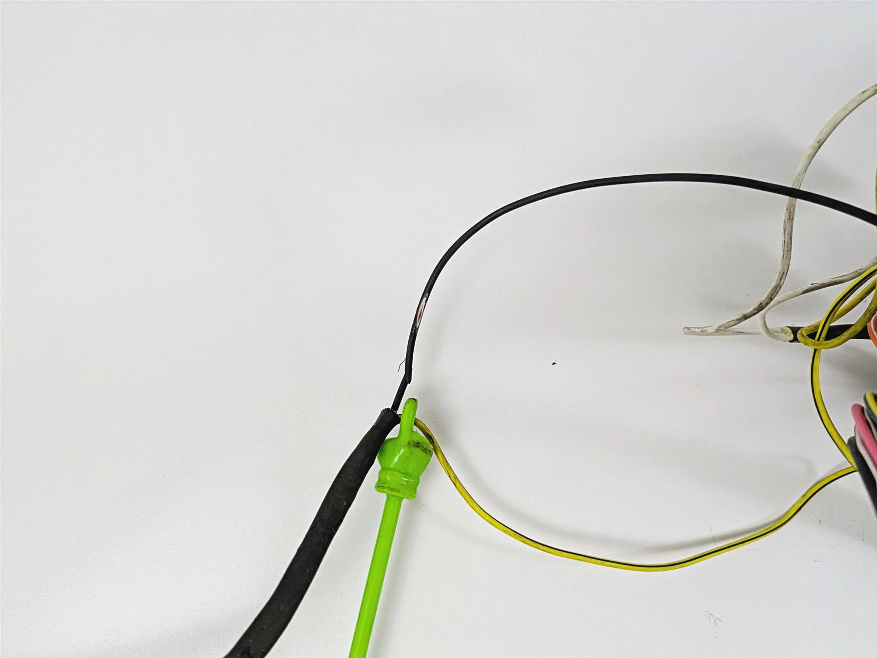 2009 Harley XR1200 Sportster Main & Engine Wiring Harness - Read 70225-08 - Image 2
