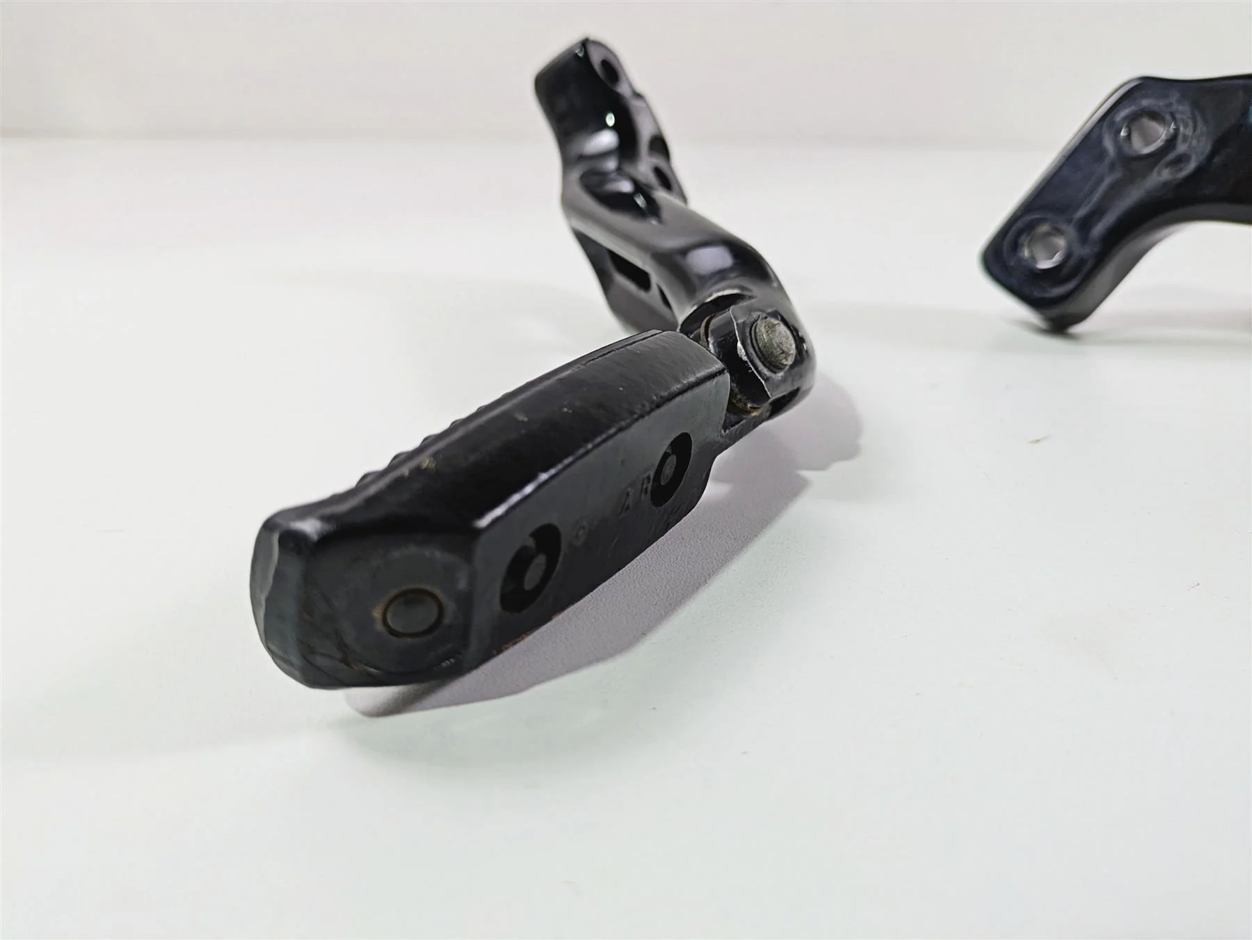 2009 Harley XR1200 Sportster Passenger Foot Peg Rest Set 51049-08 51048-08 - Image 11