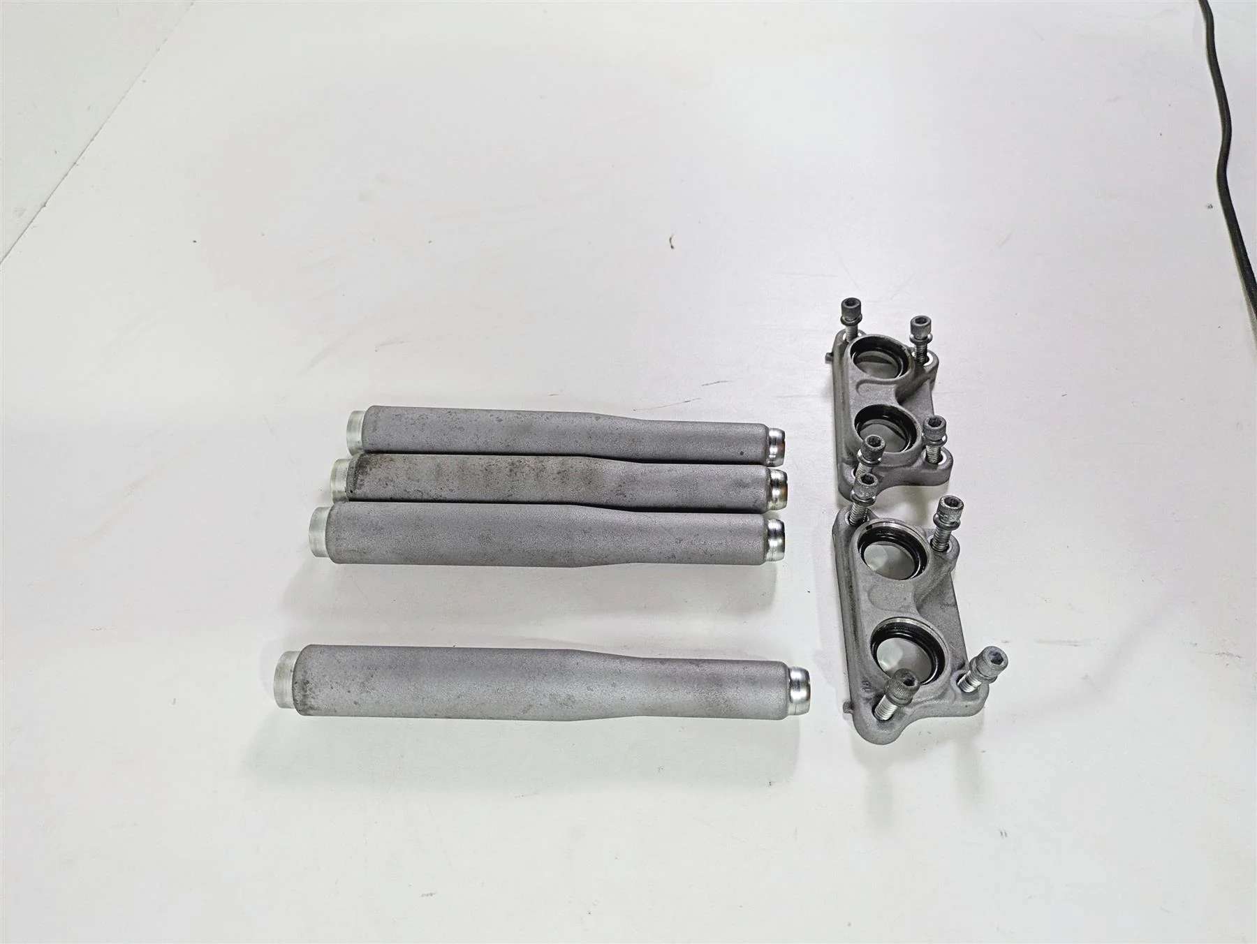 2009 Harley XR1200 Sportster Push Rod  Lifter Tappet Cover Set 17954-08 - Image 2