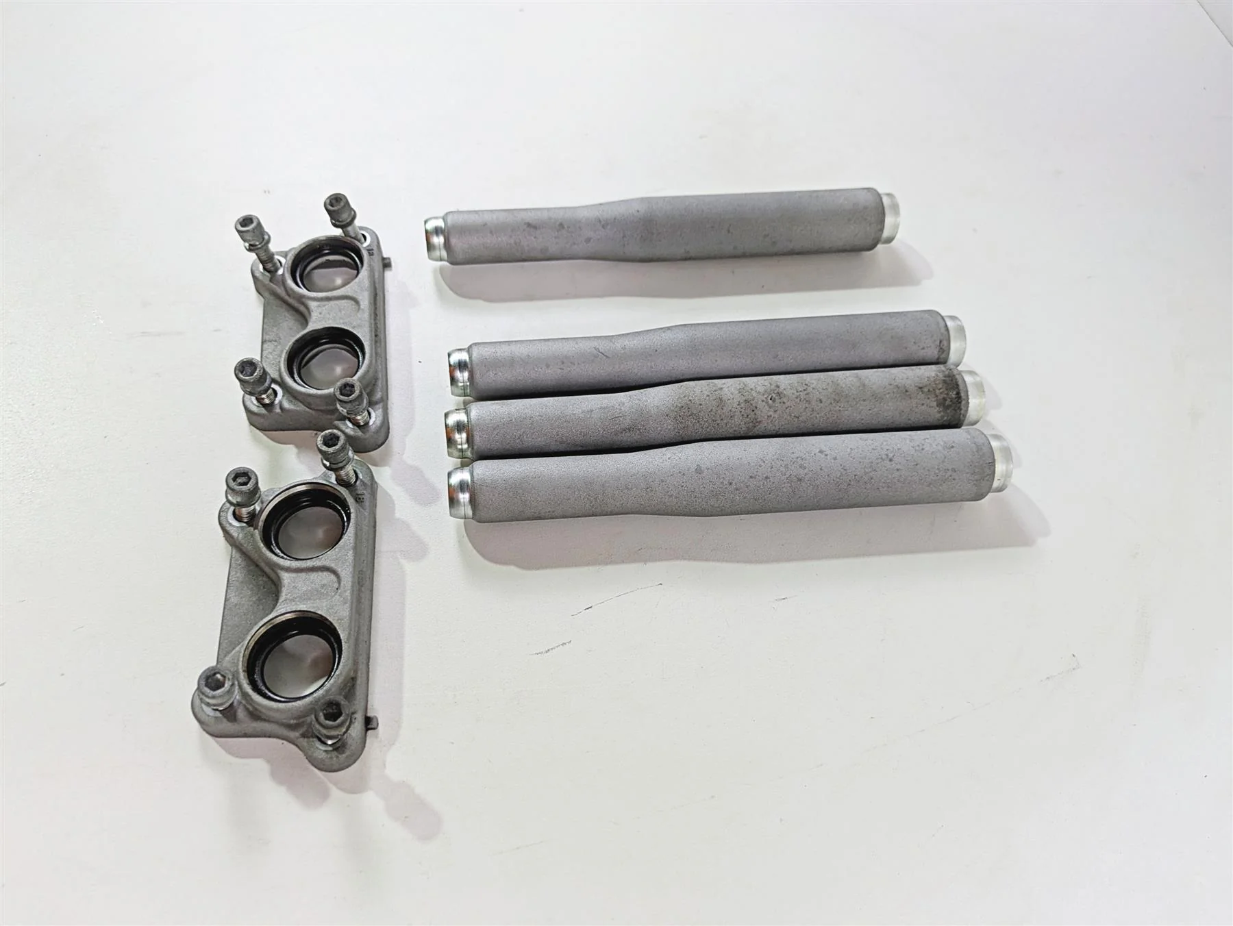 2009 Harley XR1200 Sportster Push Rod  Lifter Tappet Cover Set 17954-08 - Image 3