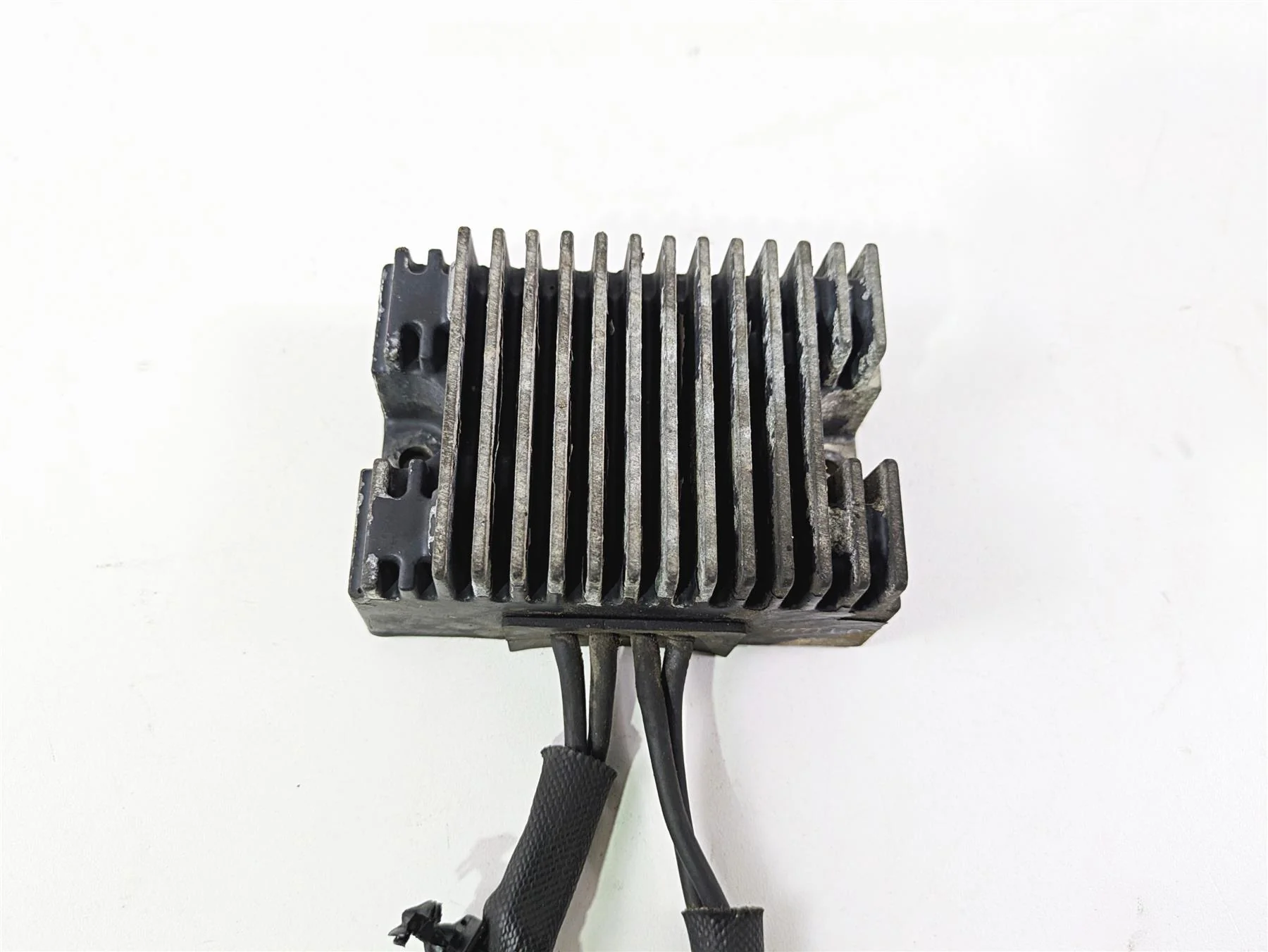 2009 Harley XR1200 Sportster Rectifier Voltage Regulator 74711-08 - Image 7