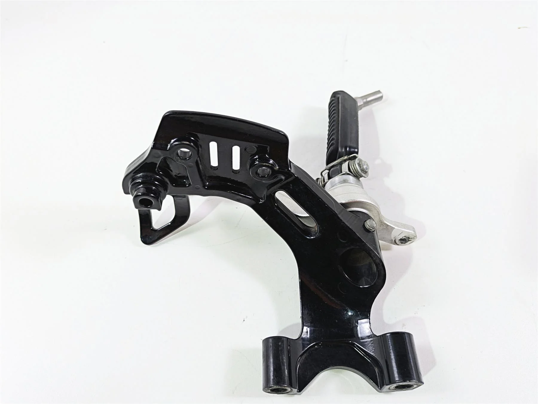 2009 Harley XR1200 Sportster Right Footpeg & Brake Pedal Set 51045-08 - Image 4
