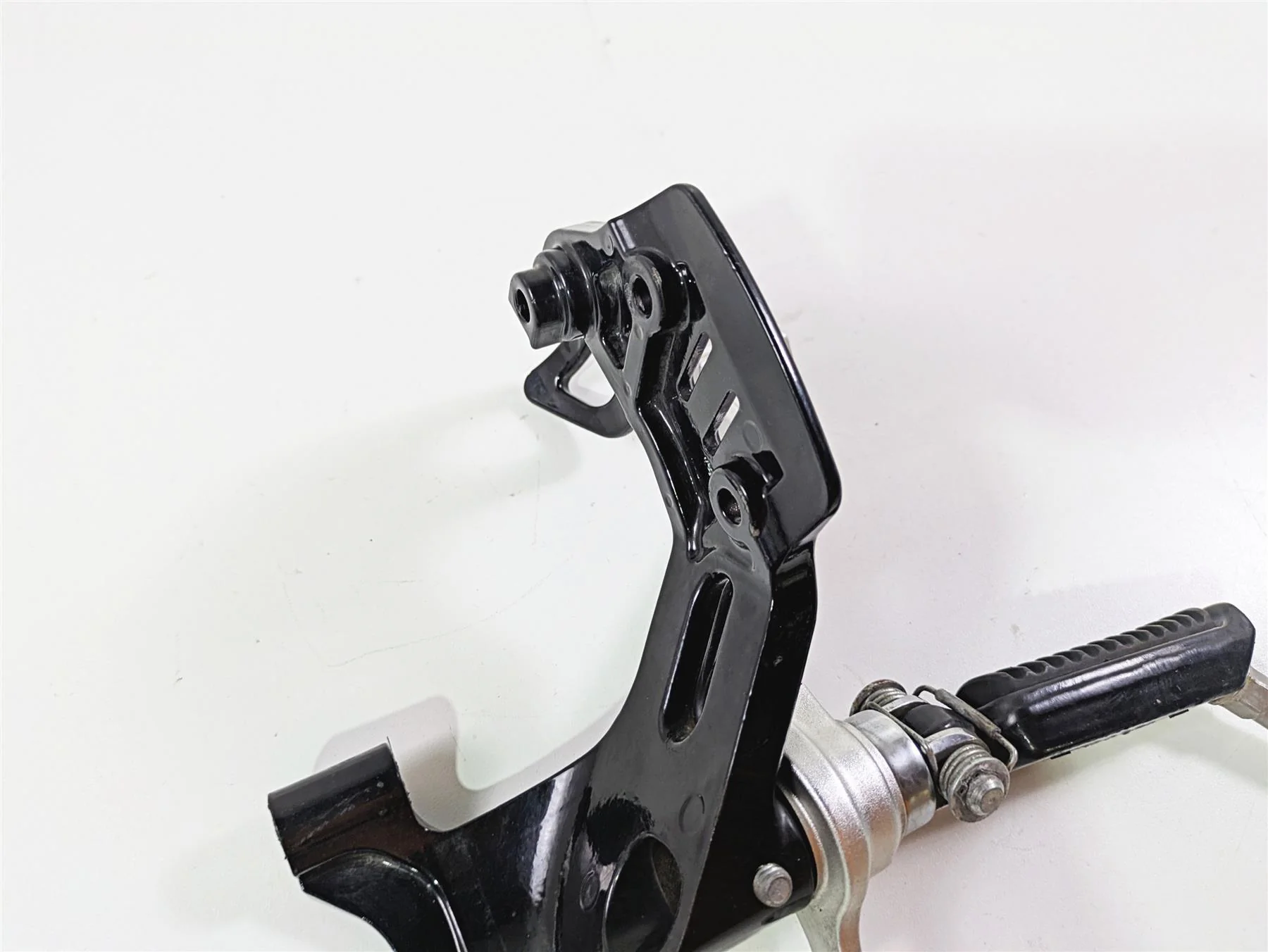 2009 Harley XR1200 Sportster Right Footpeg & Brake Pedal Set 51045-08 - Image 8