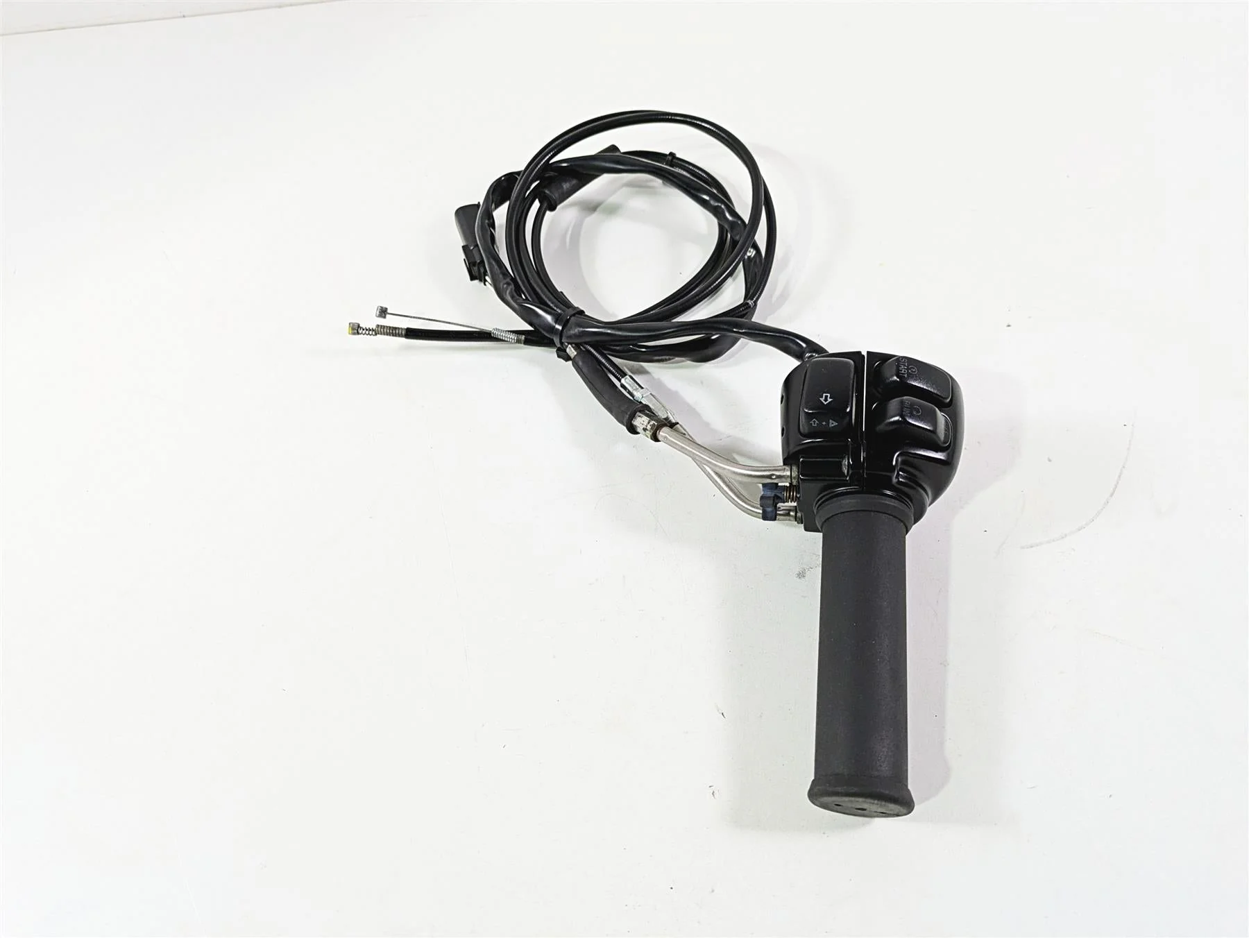 2009 Harley XR1200 Sportster Right Hand Control Switch Throttle -Read 71684-06A - Image 3