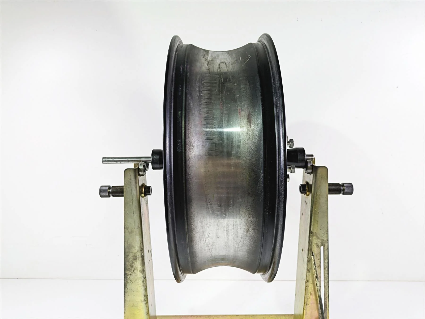 2009 Harley XR1200 Sportster Straight 17x5.5 Rear Wheel Rim 43107-08 - Image 12