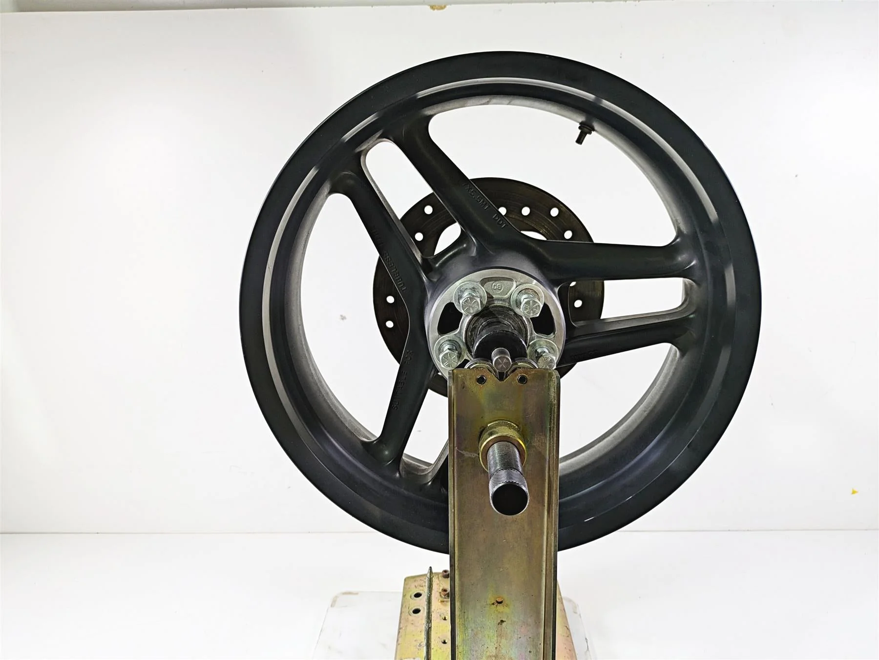 2009 Harley XR1200 Sportster Straight 17x5.5 Rear Wheel Rim 43107-08 - Image 3
