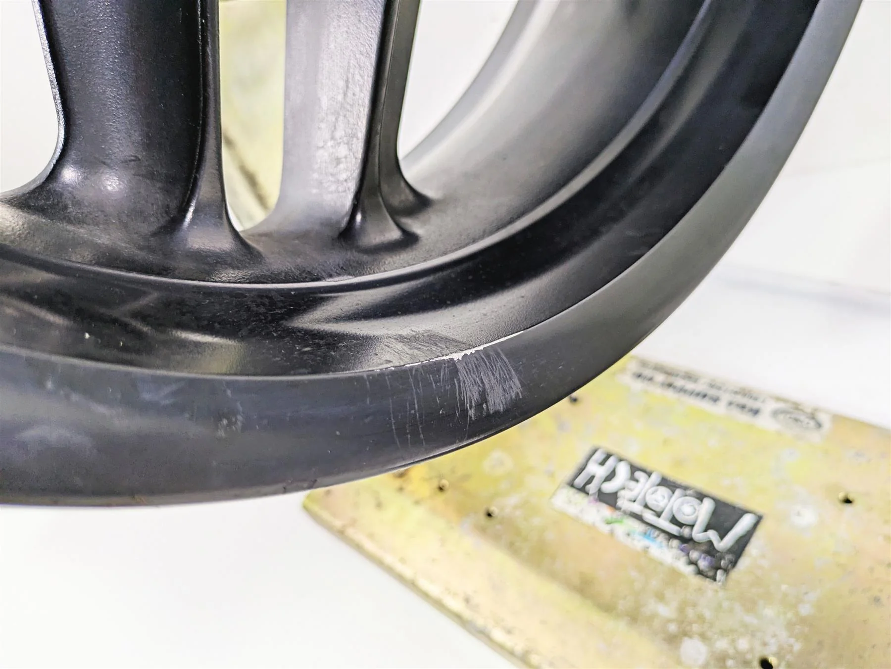 2009 Harley XR1200 Sportster Straight 17x5.5 Rear Wheel Rim 43107-08 - Image 8