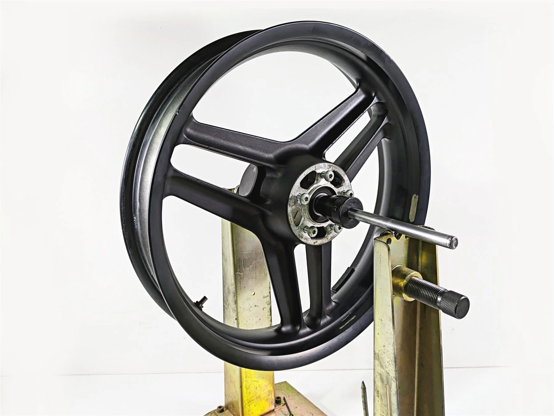 2009 Harley XR1200 Sportster Straight 18x3.5 Front Wheel Rim 43103-08