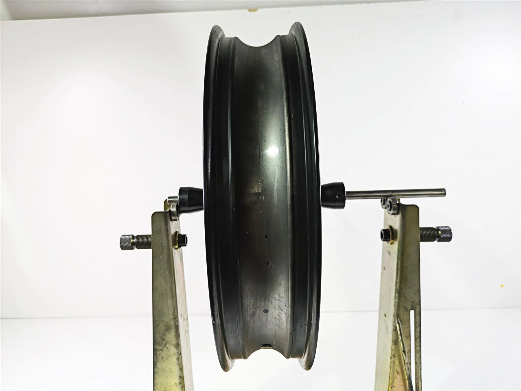 2009 Harley XR1200 Sportster Straight 18x3.5 Front Wheel Rim 43103-08 - Image 11