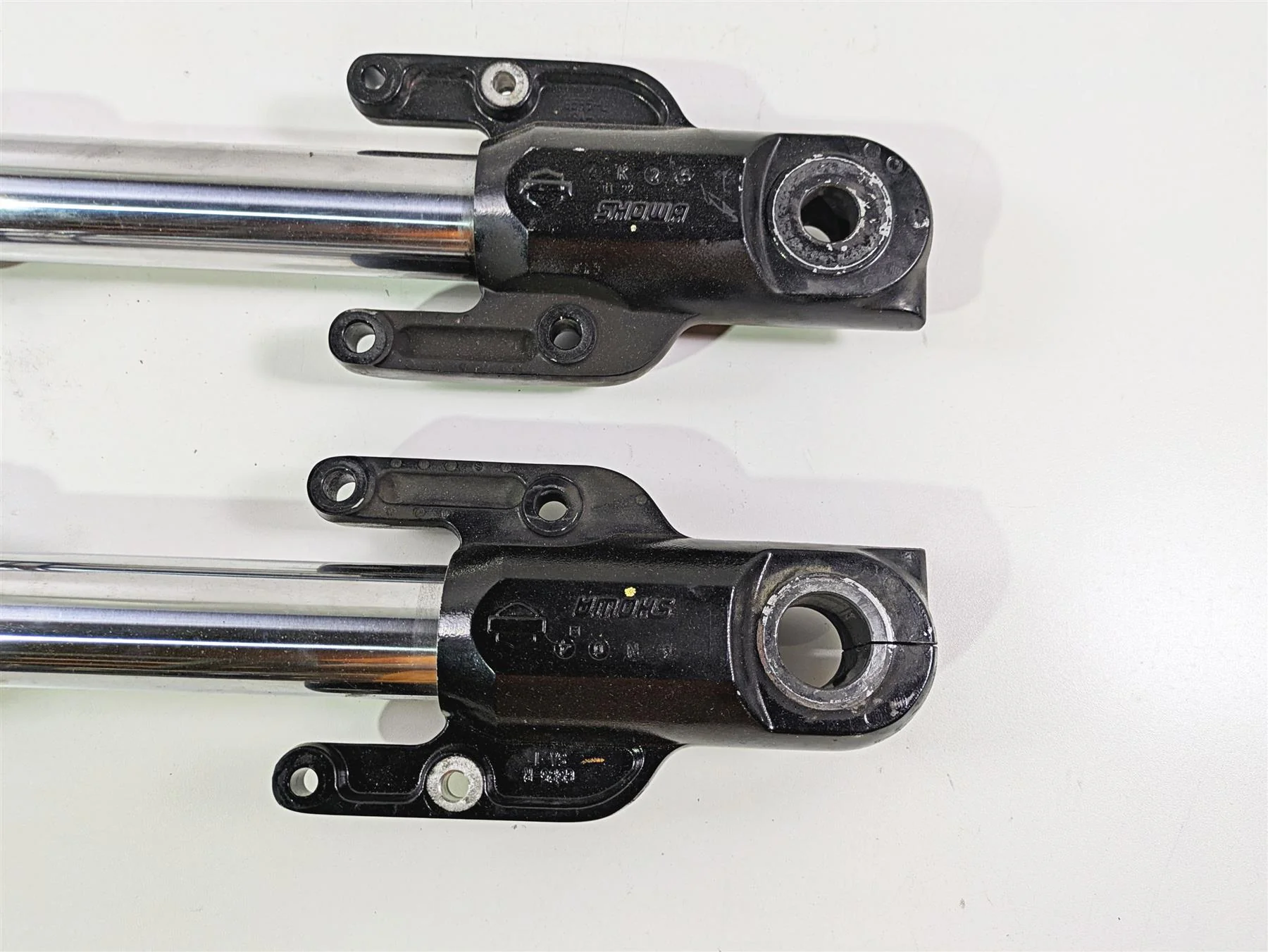 2009 Harley XR1200 Sportster Straight Front Fork Leg Set -Read 46886-08 46887-08 - Image 4