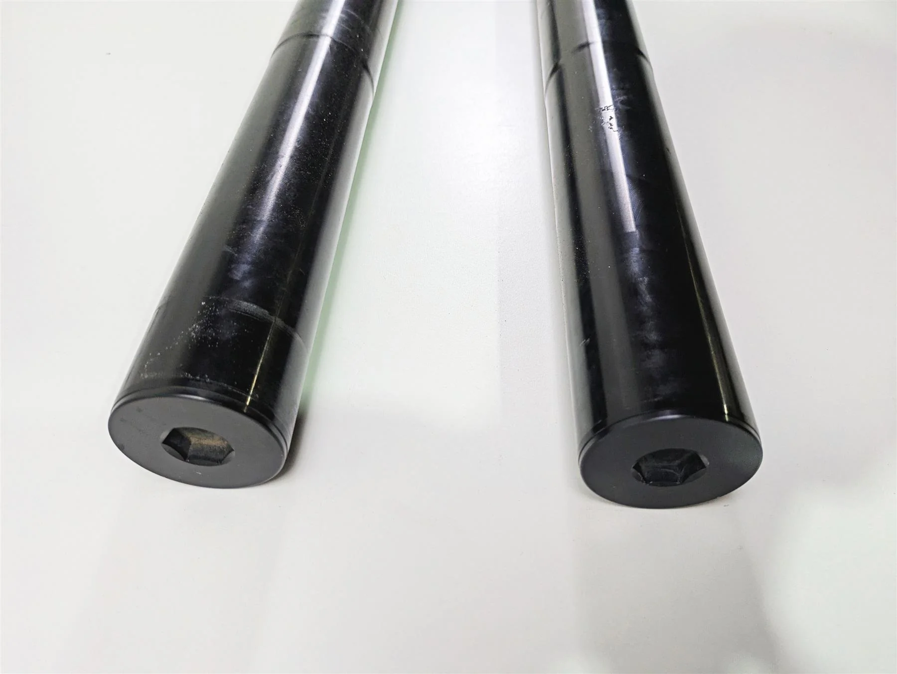 2009 Harley XR1200 Sportster Straight Front Fork Leg Set -Read 46886-08 46887-08 - Image 8
