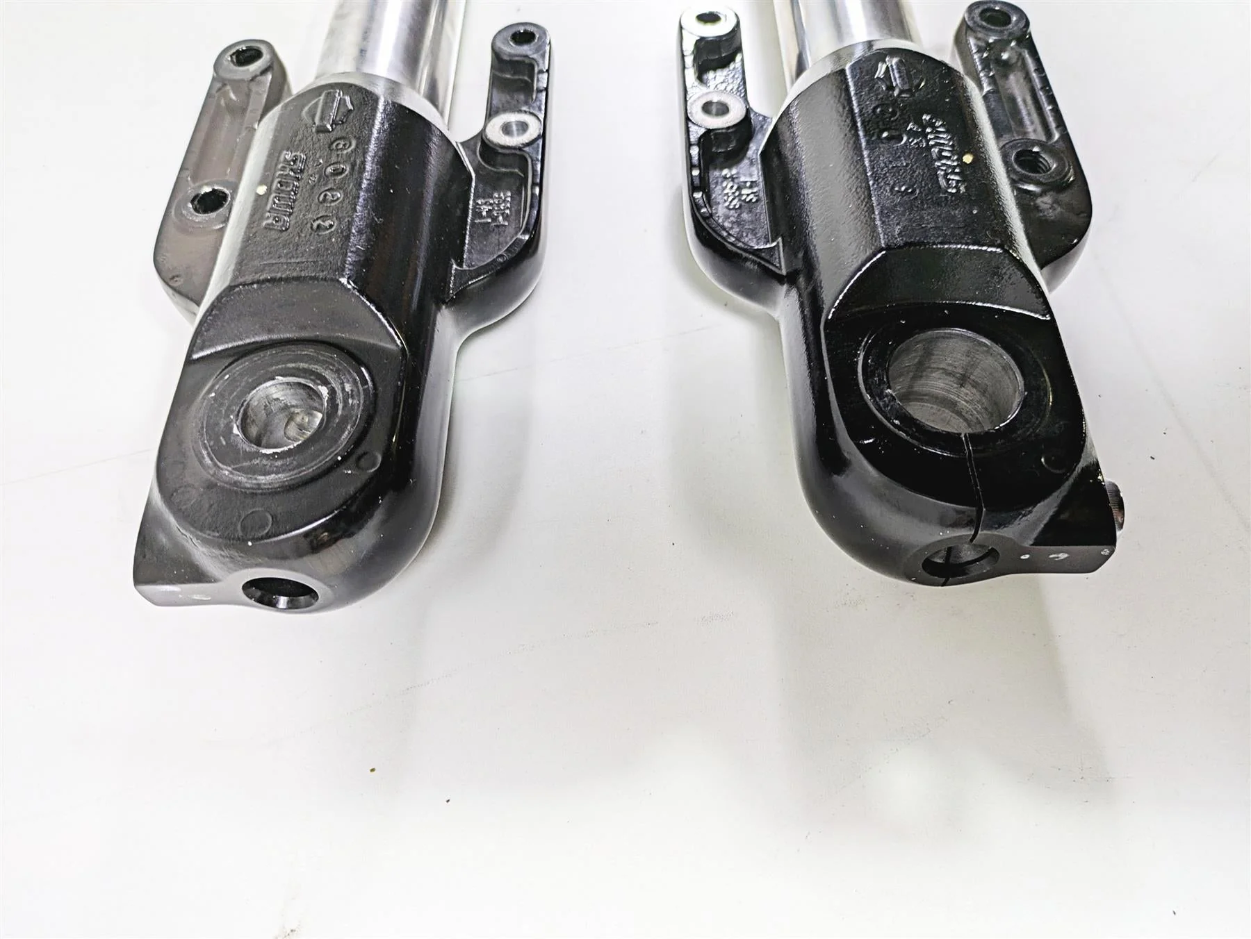 2009 Harley XR1200 Sportster Straight Showa Front Fork Leg Set 46886-08 46887-08 - Image 5