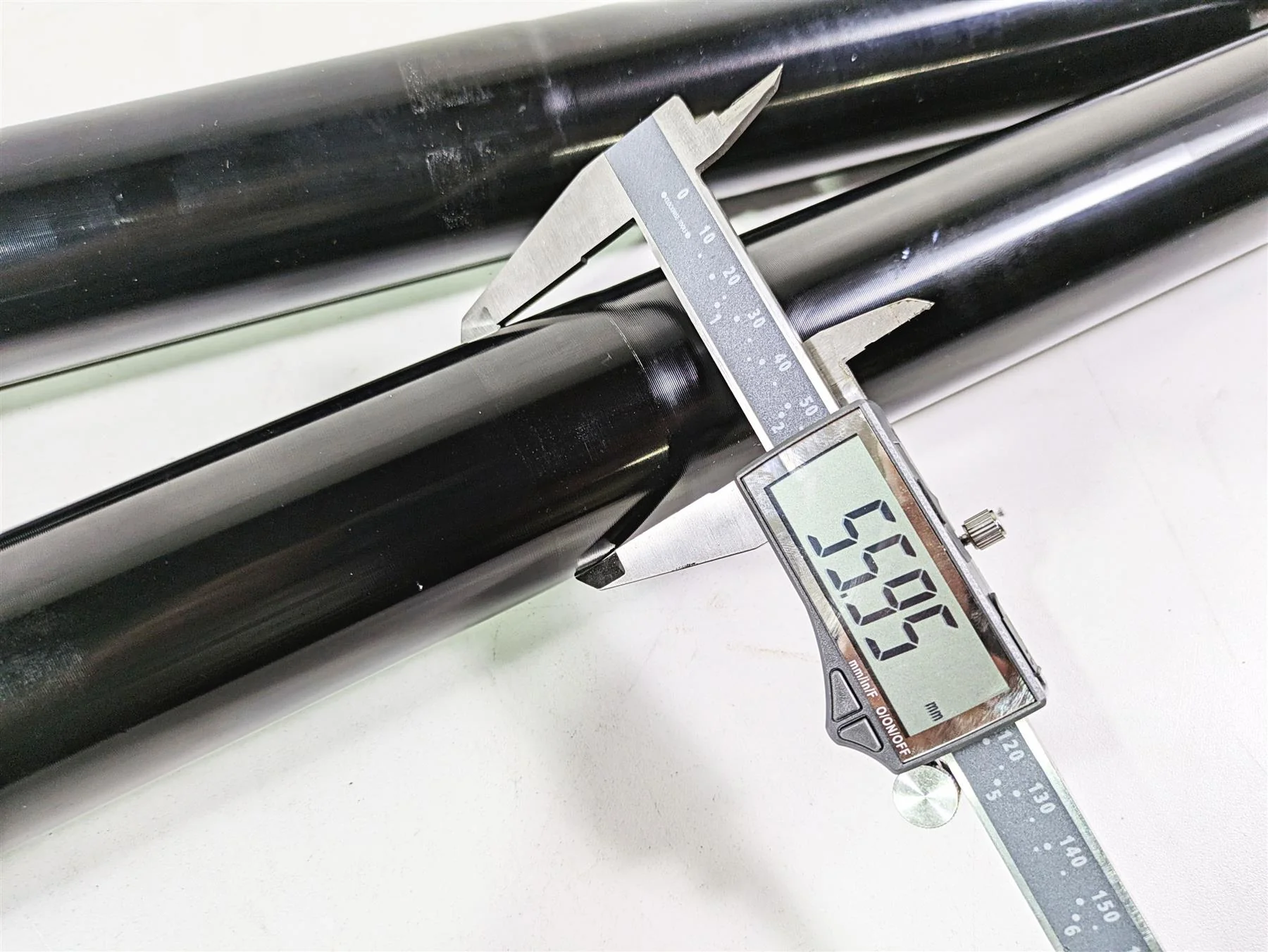 2009 Harley XR1200 Sportster Straight Showa Front Fork Leg Set 46886-08 46887-08 - Image 8