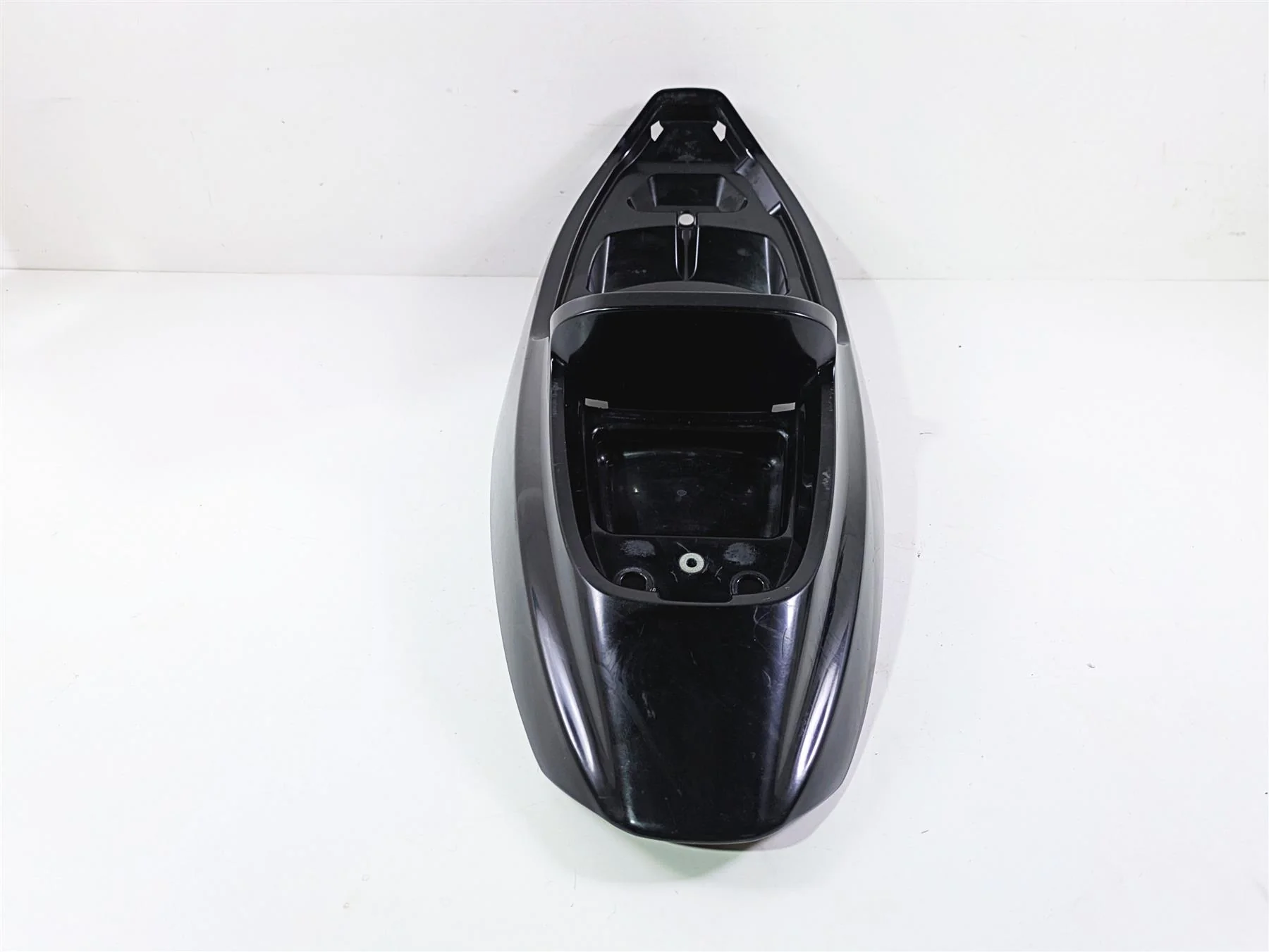 2009 Harley XR1200 Sportster Tail Fairing & Inner Fender Set 59901-08 - Image 4