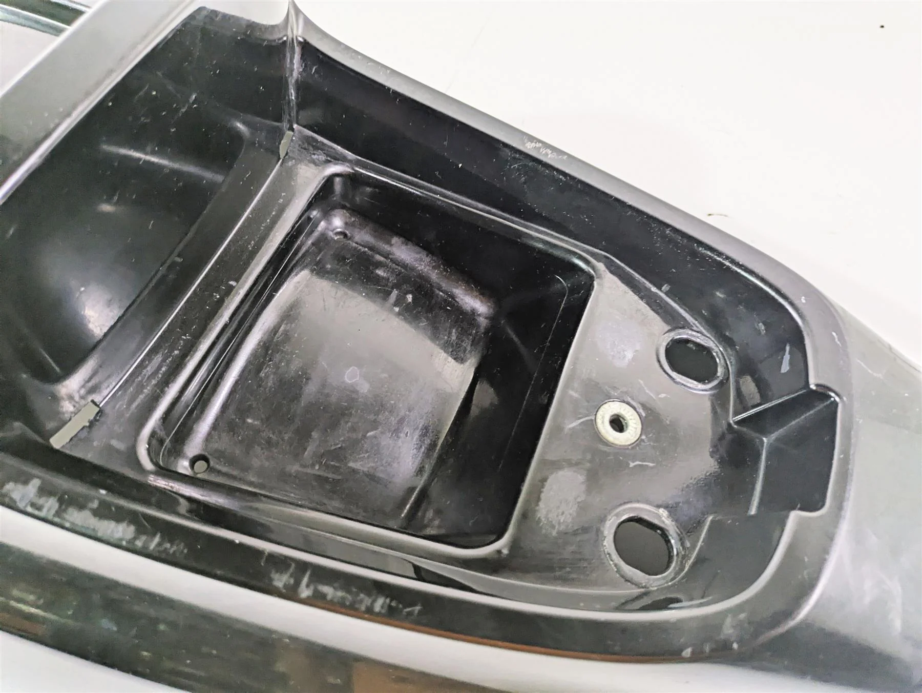 2009 Harley XR1200 Sportster Tail Fairing & Inner Fender Set 59901-08 - Image 8