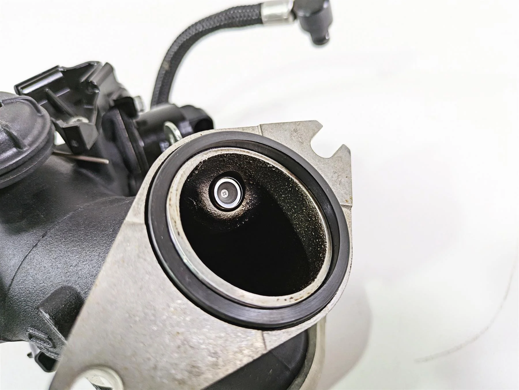 2009 Harley XR1200 Sportster Throttle Body & Cover 27695-08 - Image 9