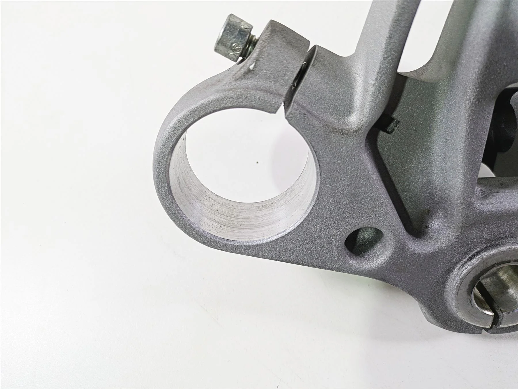 2009 Harley XR1200 Sportster Upper Triple Tree Steering Clamp 55mm 46028-08 - Image 7