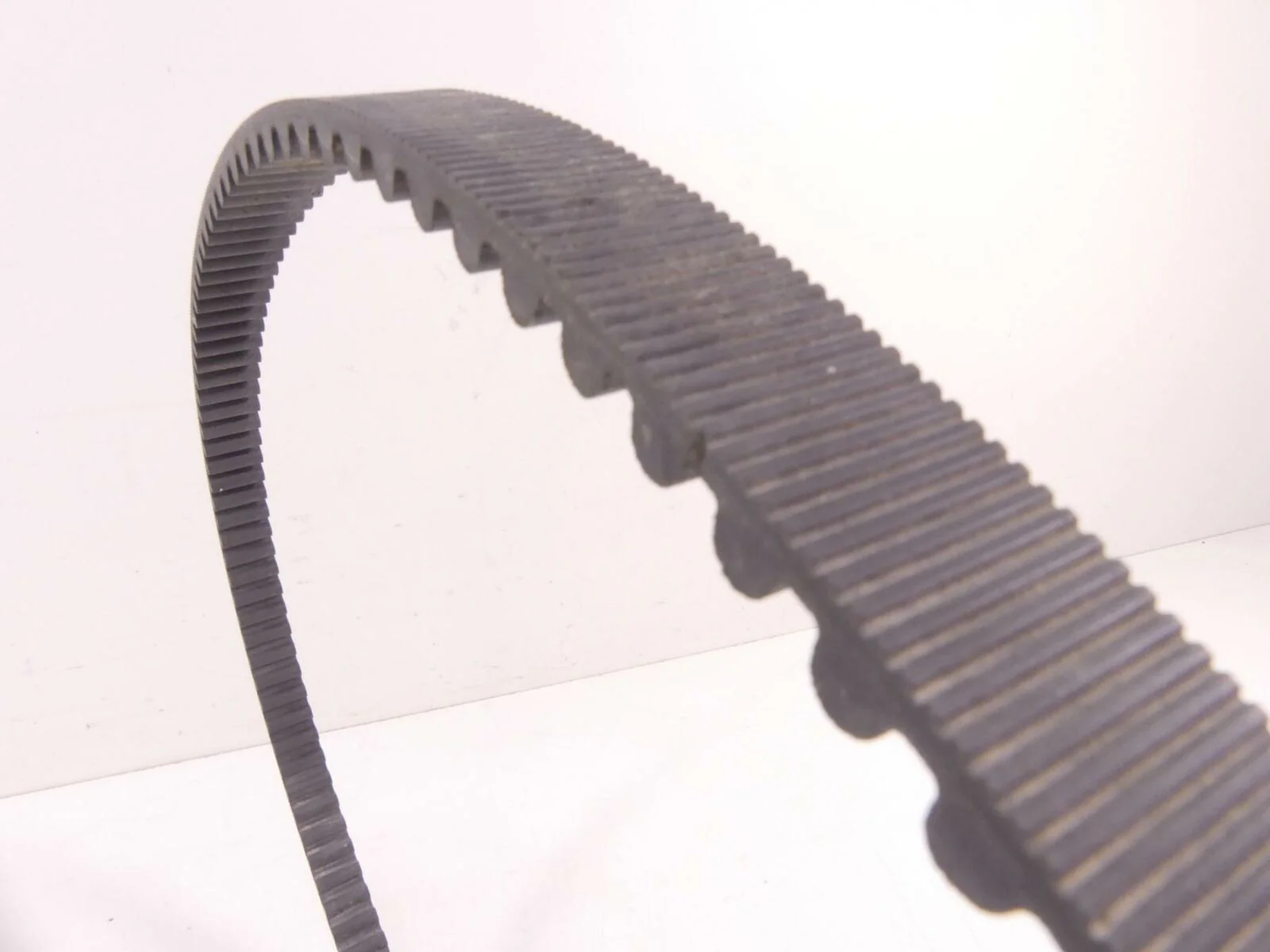 2009 Harley XR1200 X Sportster Rear Drive Belt 137T 1" 40591-07 - Image 4