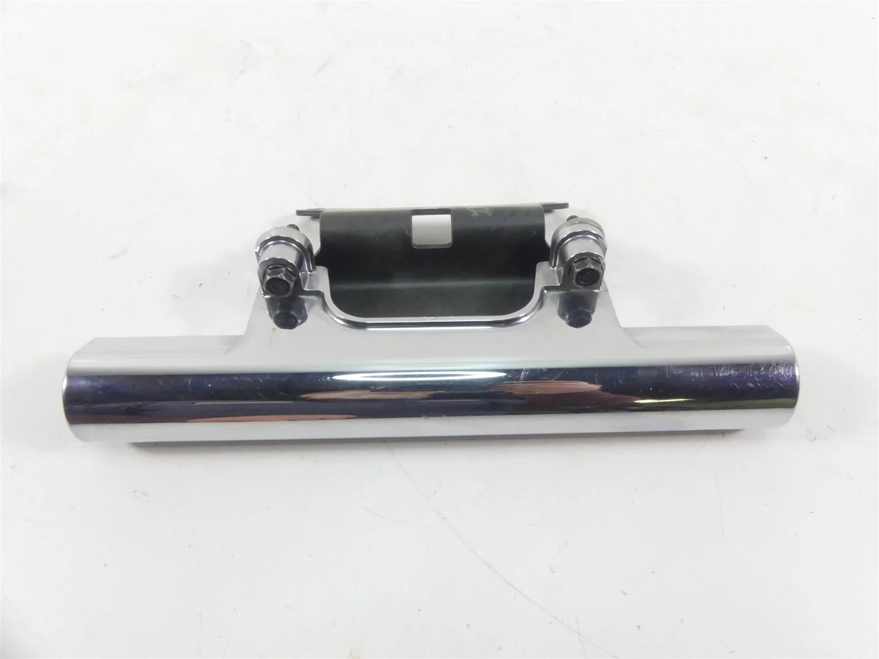 2009 Honda VTX1300 Touring Front Chrome Signal Blinker Bar Cover 33490-MBA-000