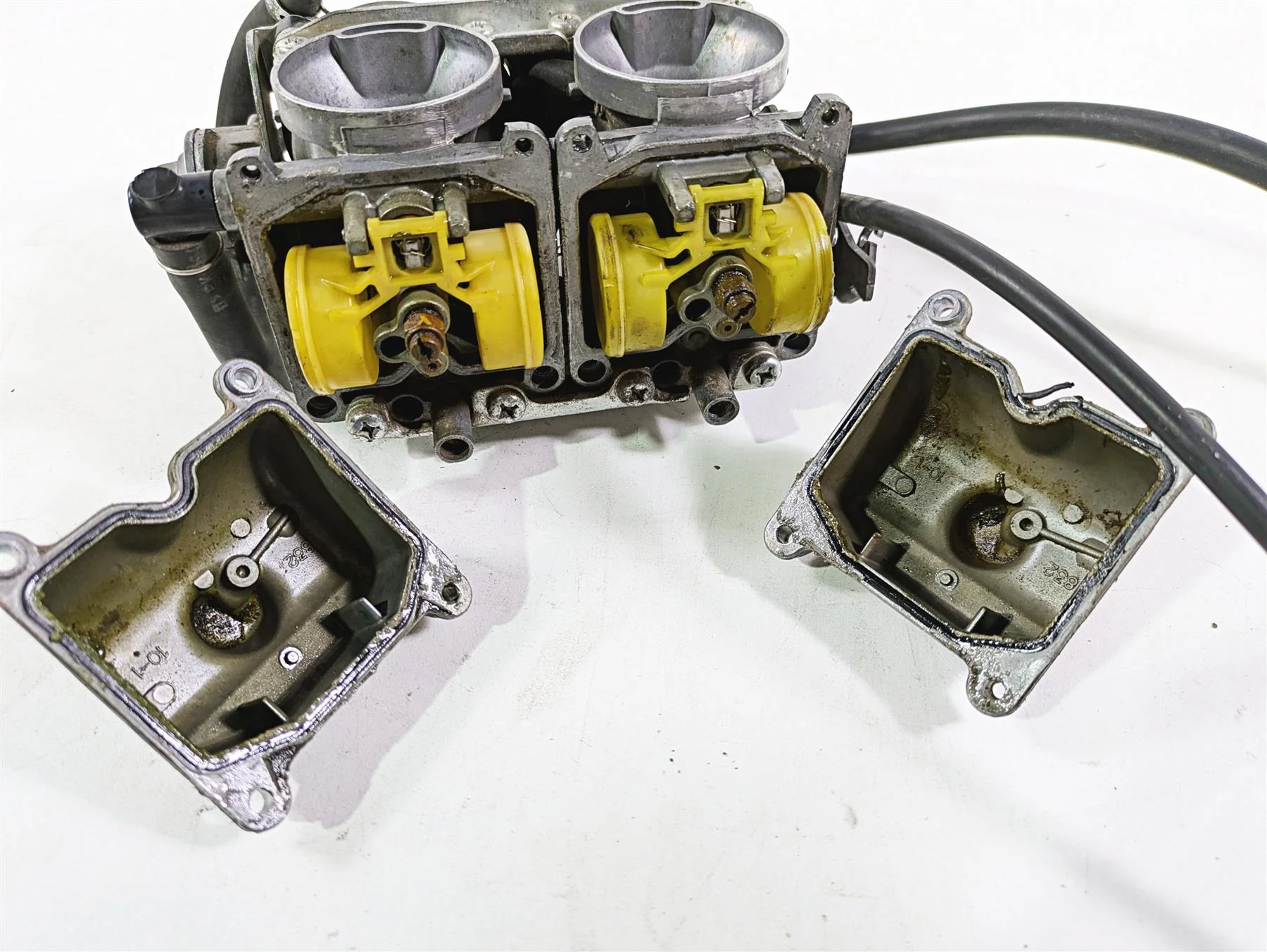 2009 Kawaski EX250 Ninja 250R Carburetor Carb Set -Needs Cleaning 15004-0020 - Image 2