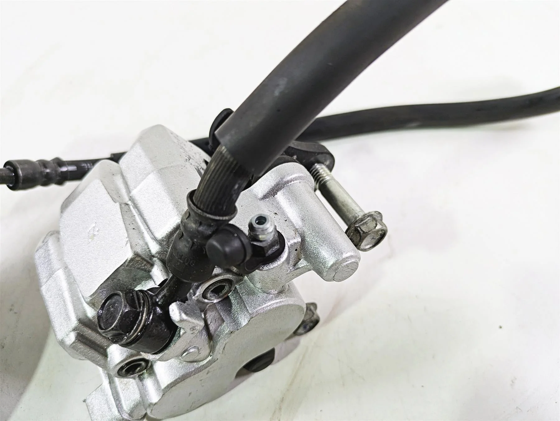 2009 Kawaski EX250 Ninja 250R Front Caliper Master Cylinder Set 43080-0093-GN - Image 3