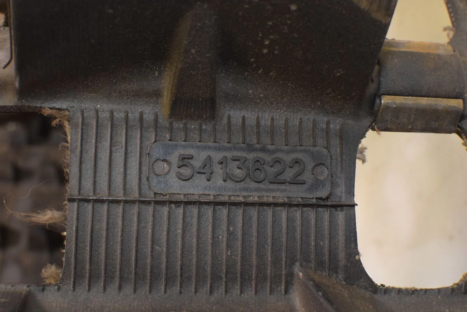 2009 Polaris Dragon RMK 800 155" Rear Drive Track Belt 155X2.4  5413622 - Image 8