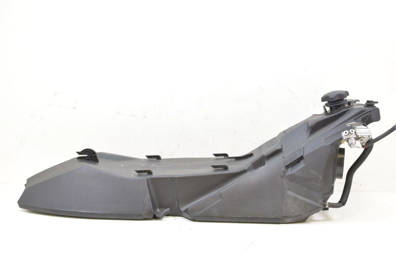2009 Ski-Doo Summit Everest 800R PTEK Fuel Gas Petrol Tank 513033534