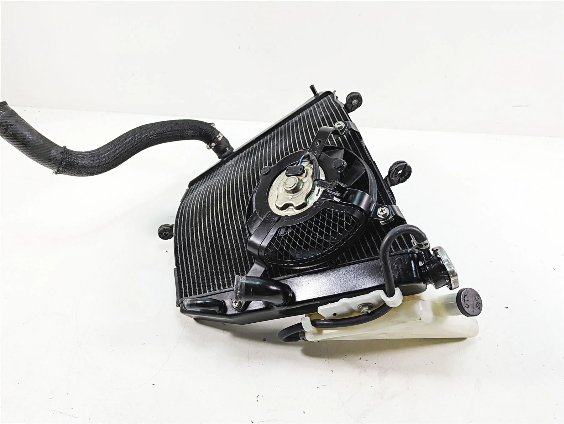 2009 Suzuki GSXR750 K9 Radiator Fan Hoses Reservoir Set - Read 17710-01H10 - Image 2
