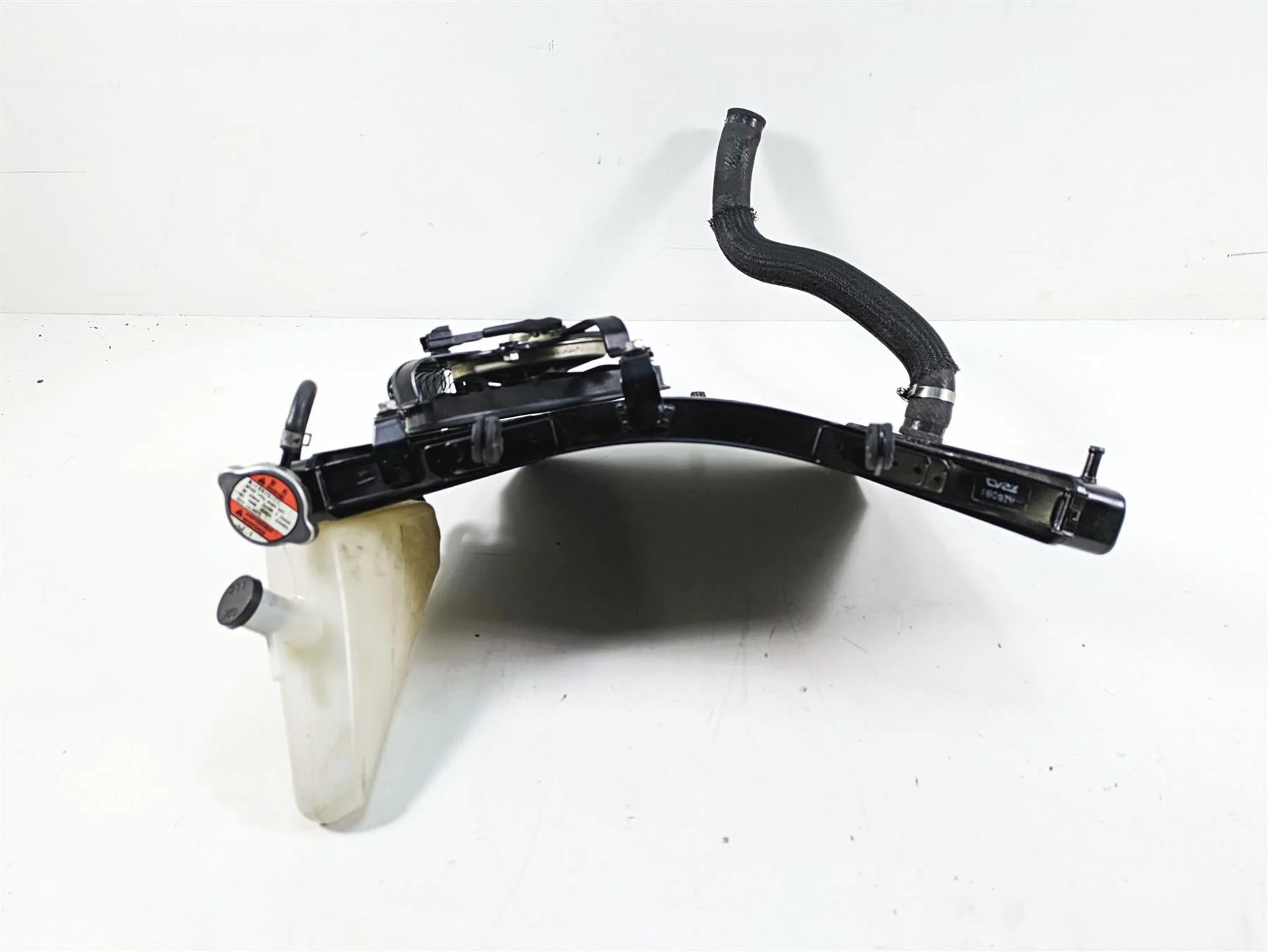 2009 Suzuki GSXR750 K9 Radiator Fan Hoses Reservoir Set - Read 17710-01H10 - Image 3