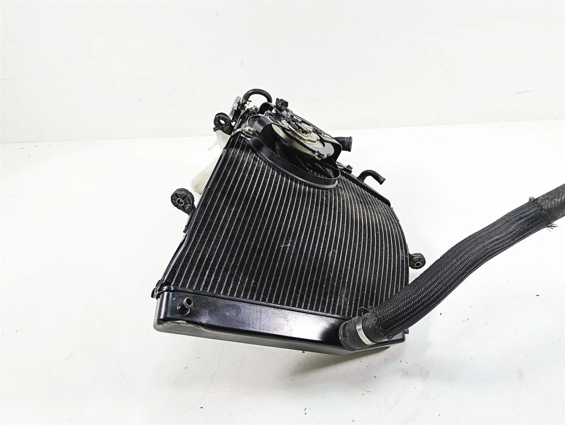 2009 Suzuki GSXR750 K9 Radiator Fan Hoses Reservoir Set - Read 17710-01H10 - Image 4