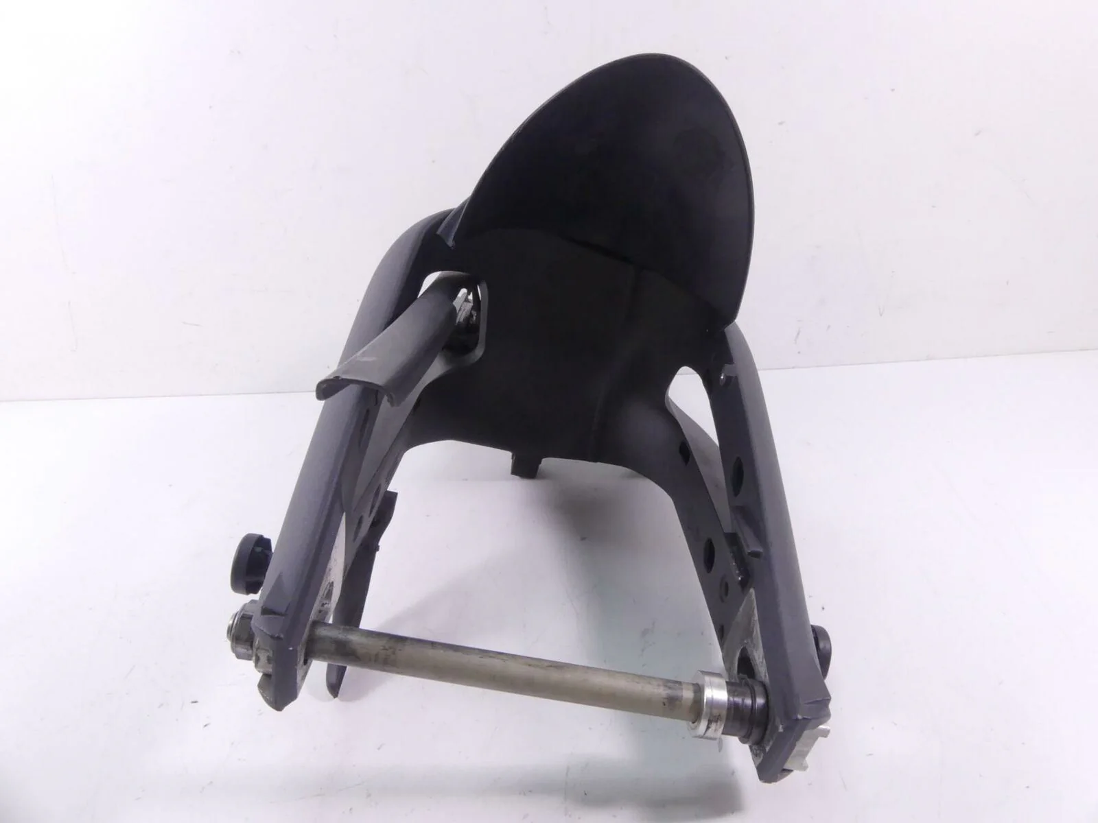 2009 Triumph Street Triple 675R Rear Swingarm Swing Arm Suspension +Axle T205300 - Image 4