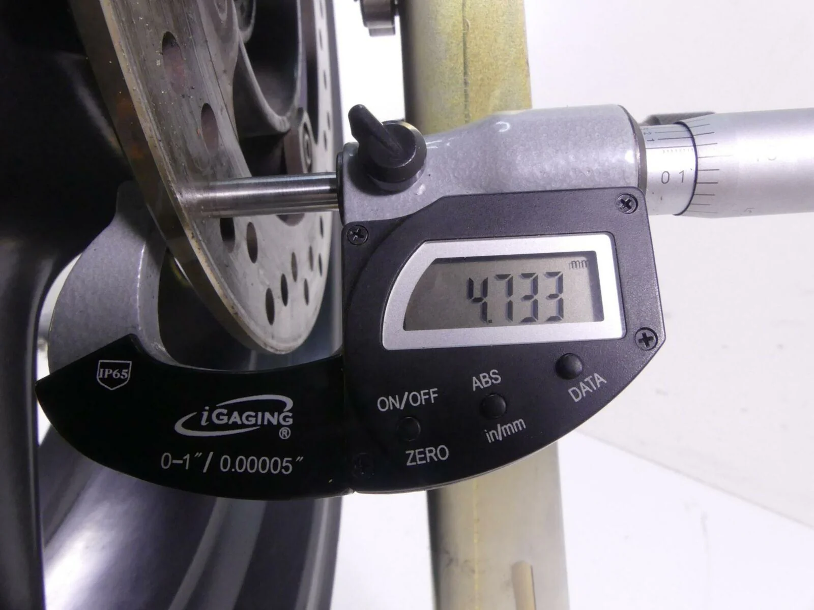 2009 Triumph Street Triple 675R Straight Rear 5 Spoke Wheel Rim 17x5.5 T2010842 - Image 12