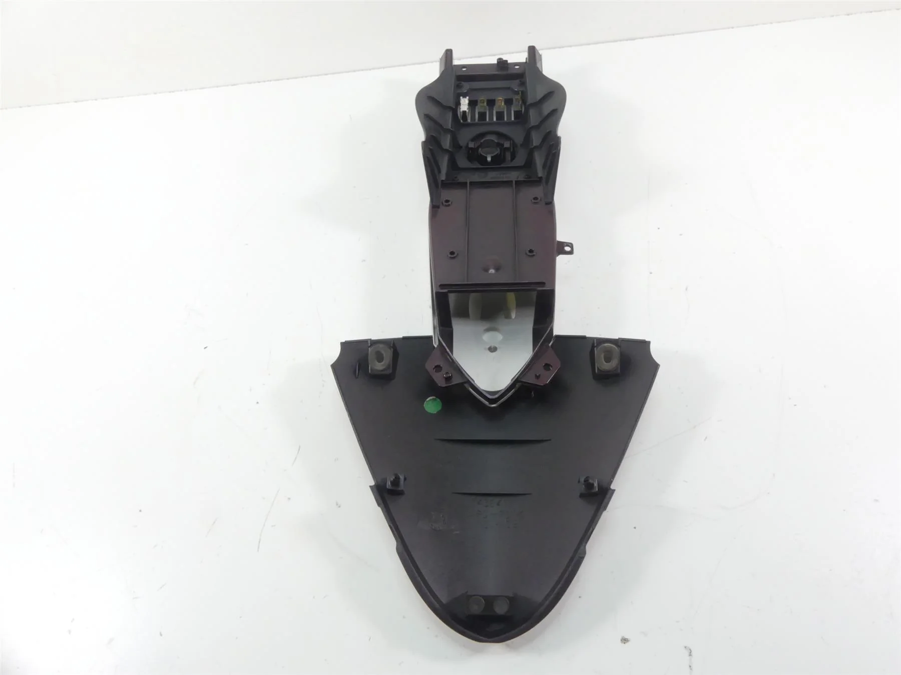2009 Victory Vision Tour Center Tank Console Cover Grip Heater Switch 5251418 - Image 10