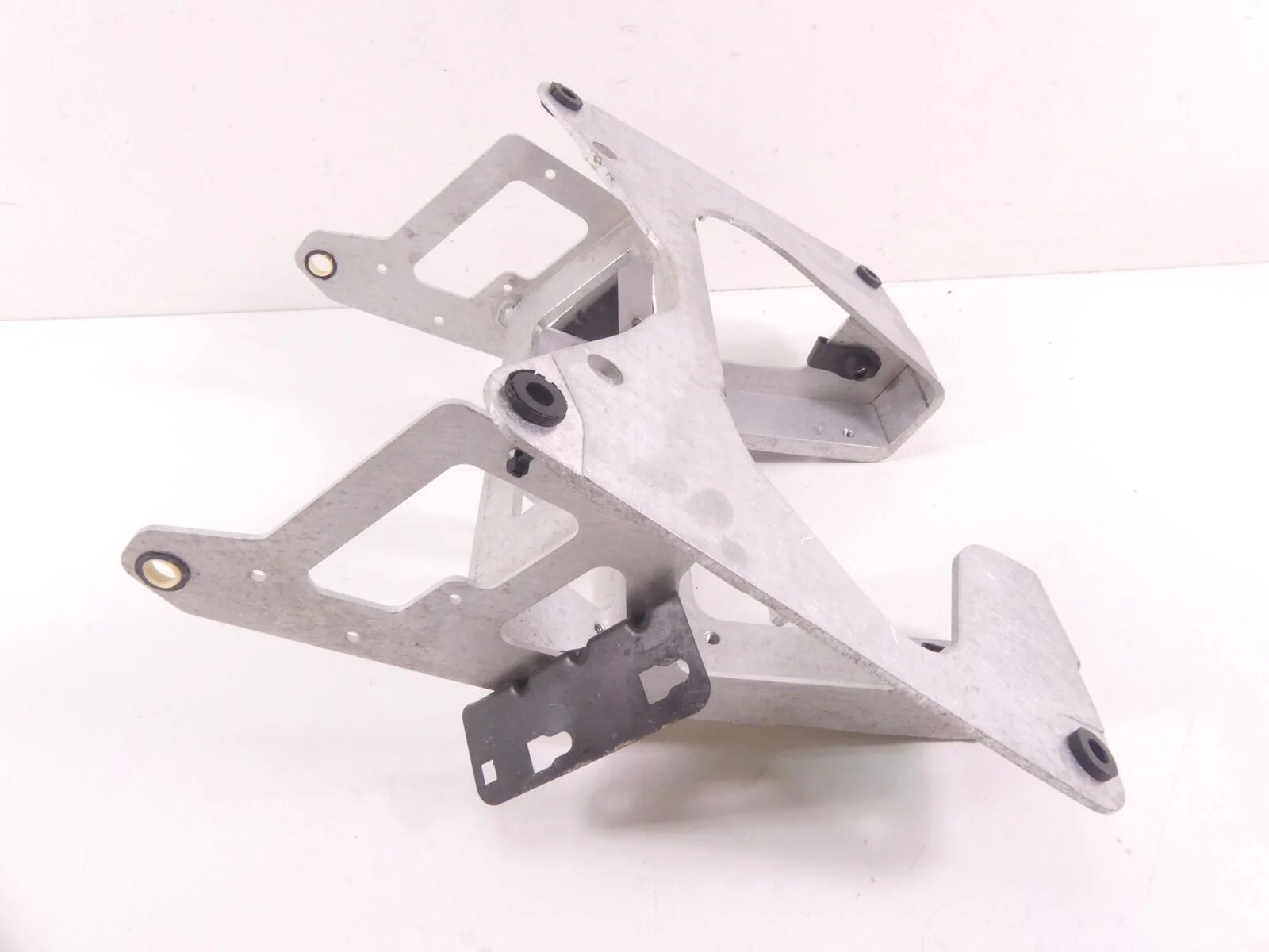 2009 Victory Vision Tour Front Headlight Cover Holder Mounts Stay Bracket 101601 - Image 3