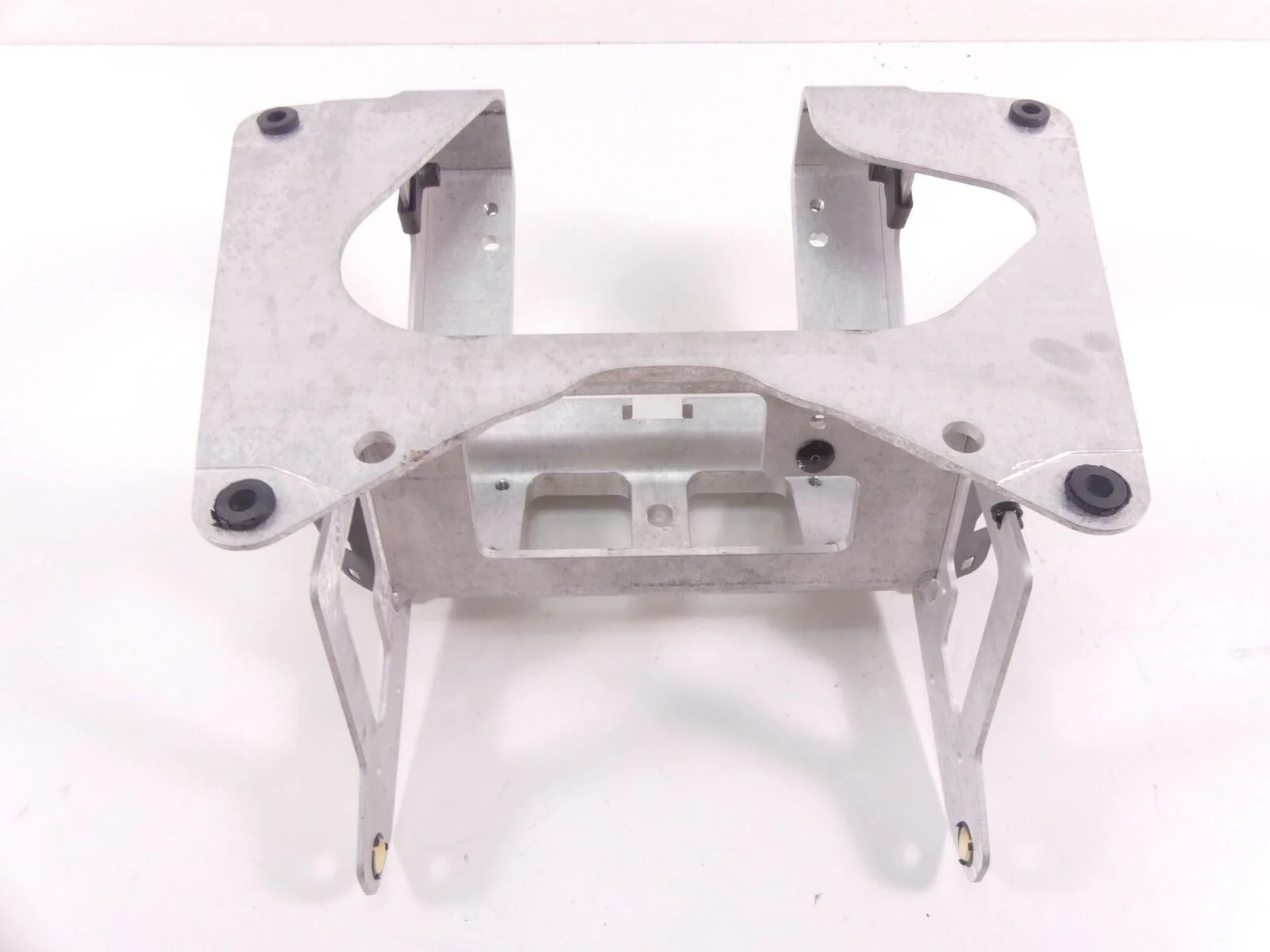 2009 Victory Vision Tour Front Headlight Cover Holder Mounts Stay Bracket 101601 - Image 4