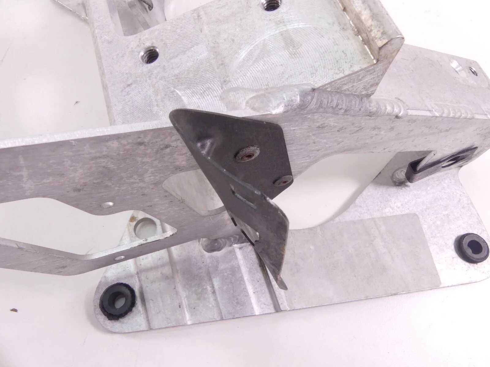 2009 Victory Vision Tour Front Headlight Cover Holder Mounts Stay Bracket 101601 - Image 9