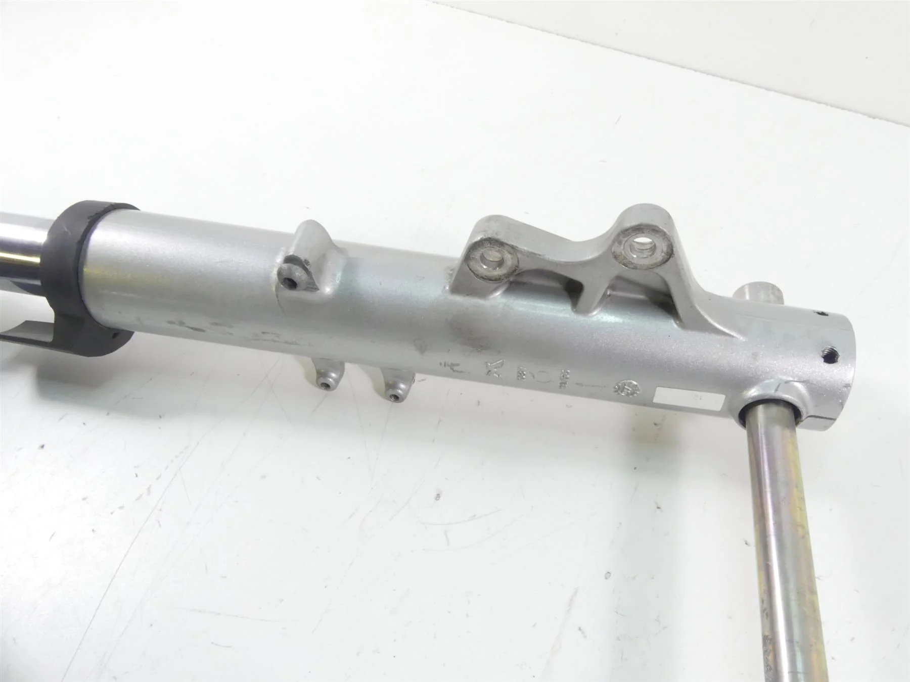 2009 Victory Vision Tour Front Marzocchi Forks 45mm -No Leaks 1822788 1822789 - Image 9
