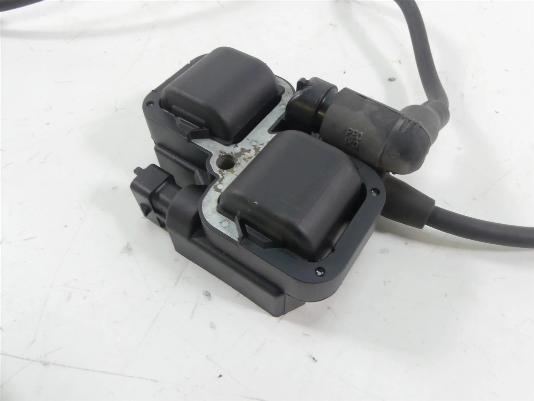 2009 Victory Vision Tour Ignition Coil Pack 4010425�2876049 1203435 - Image 3