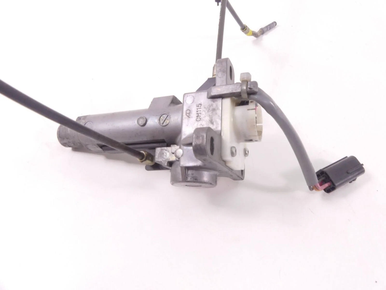 2009 Victory Vision Tour Ignition Switch Key Luggage Seat Lock Set 1015274 - Image 7