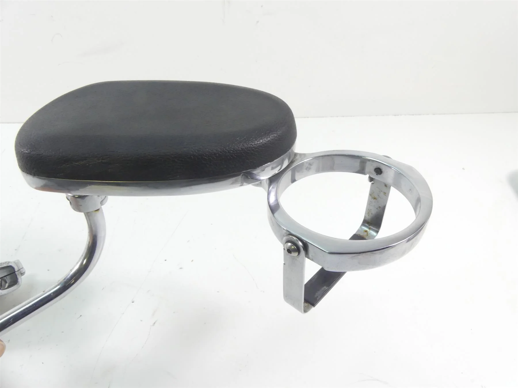2009 Victory Vision Tour Kuryakyn Passenger Chrome Arm Rest Cup Holder 8959 - Image 9