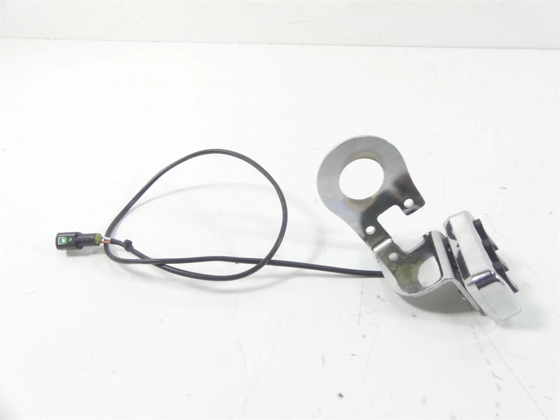 2009 Victory Vision Tour Left Hand Chrome Audio Radio  Control Switch 2411829 - Image 5