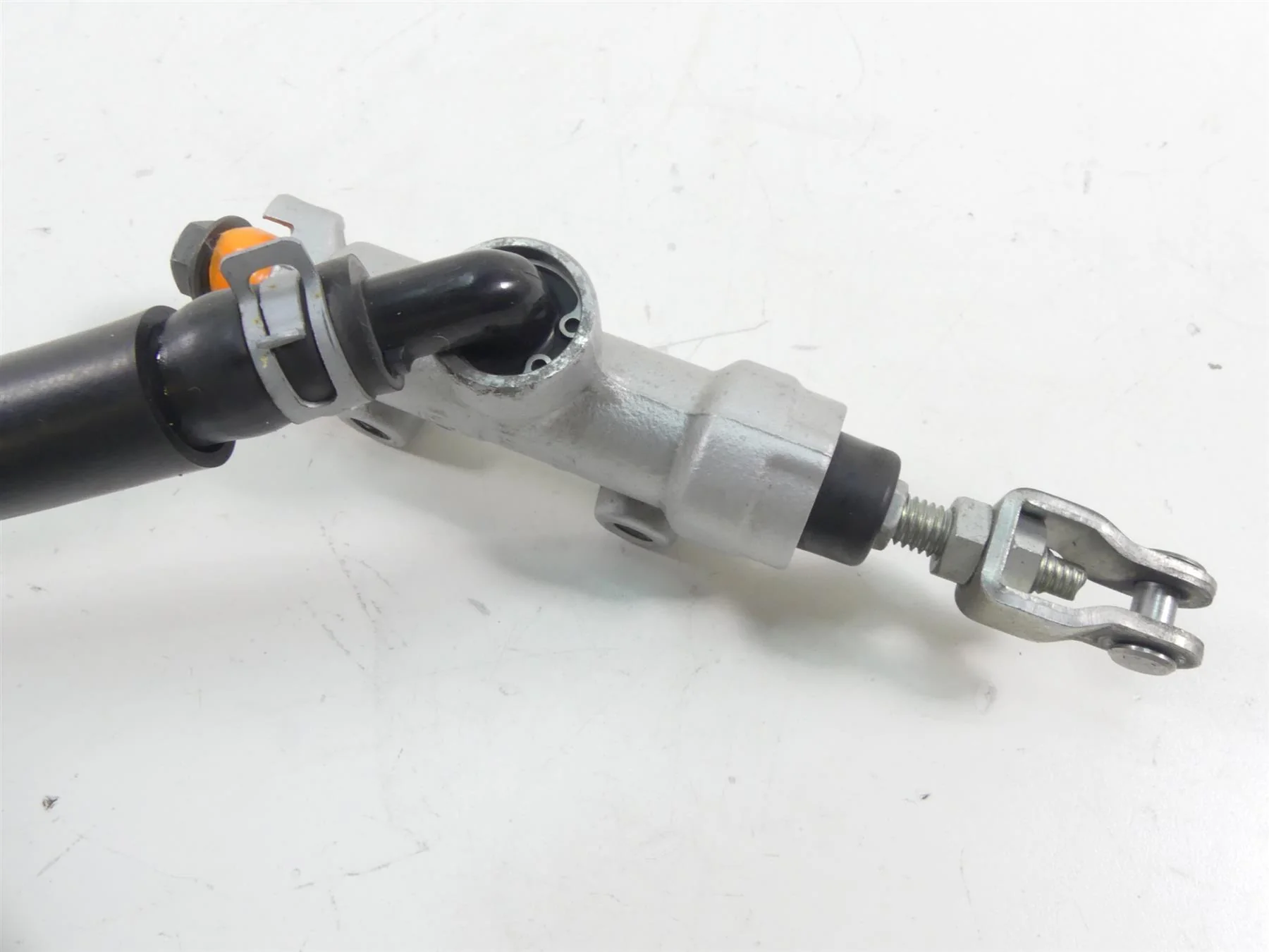 2009 Victory Vision Tour Rear 5/8" Brake Master Cylinder 1911294 - Image 3
