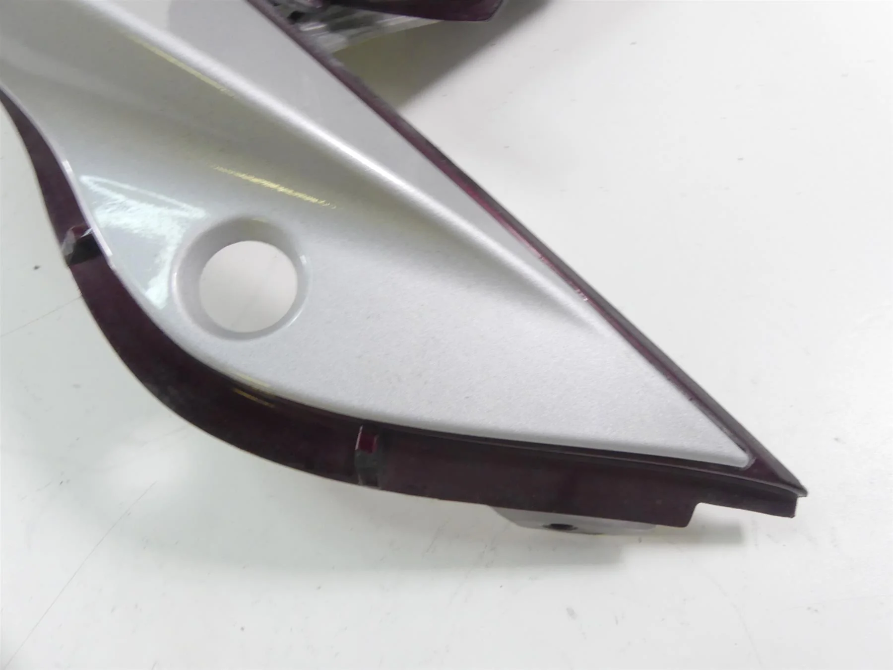 2009 Victory Vision Tour Rear Passenger Hand Grab Set 5436168 5436169 - Image 3