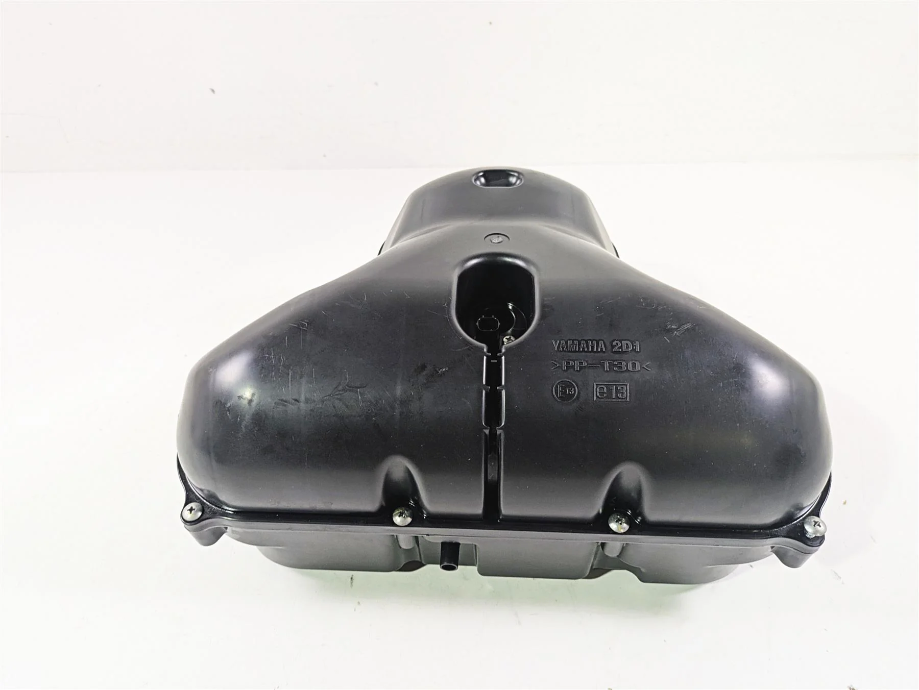 2009 Yamaha FZ1 FZS10 Fazer Air Filter Box & Velocity Stacks 2D1-14411-00-00 - Image 6