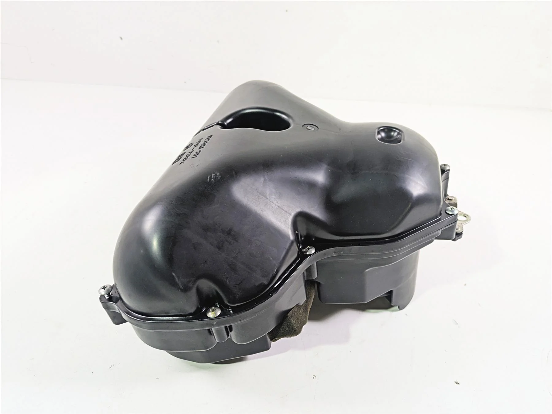 2009 Yamaha FZ1 FZS10 Fazer Air Filter Box & Velocity Stacks 2D1-14411-00-00 - Image 7