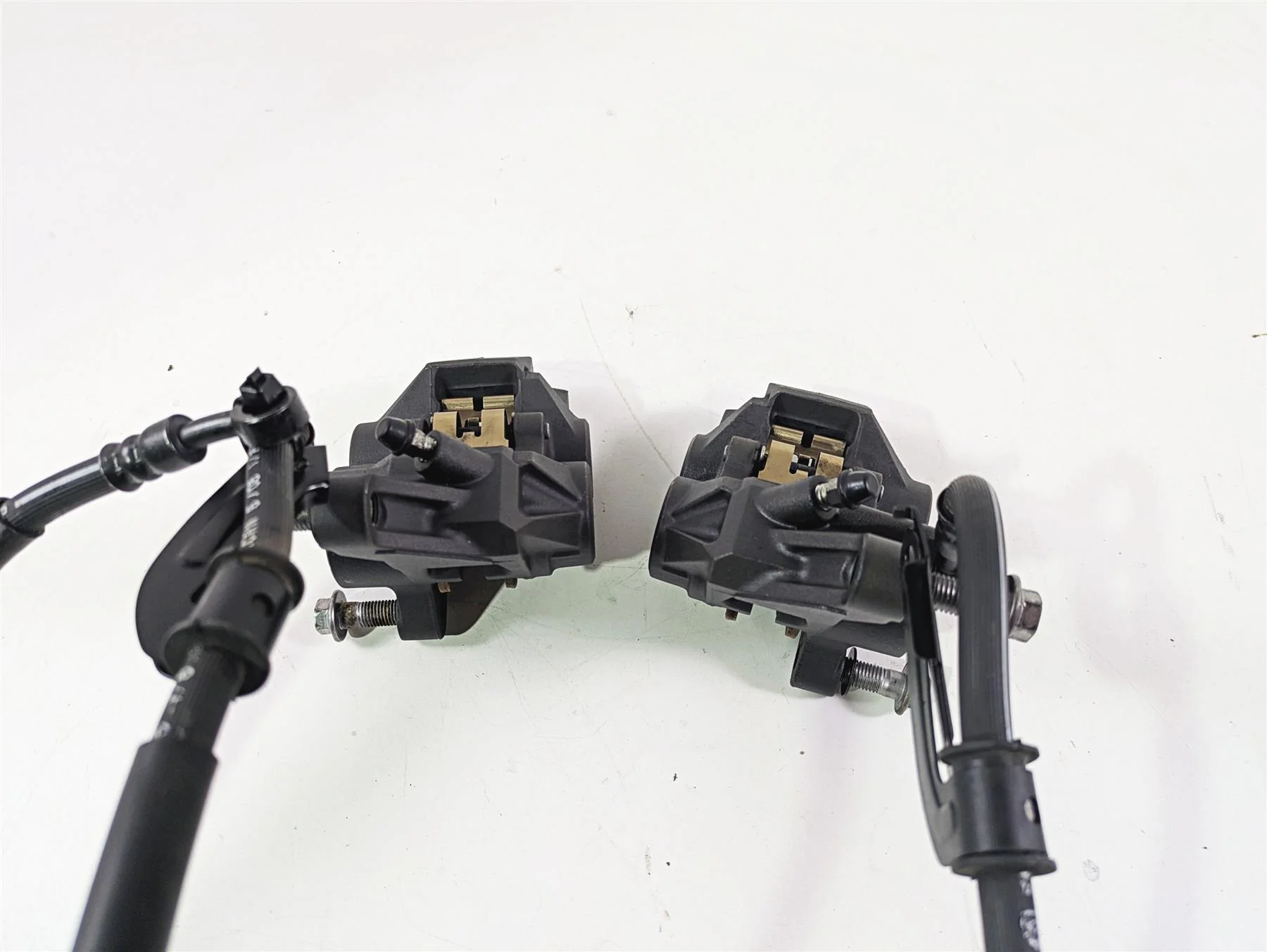2009 Yamaha FZ1 FZS10 Fazer Front Brake Caliper + Lines Set 2D1-2580T-00 - Image 8