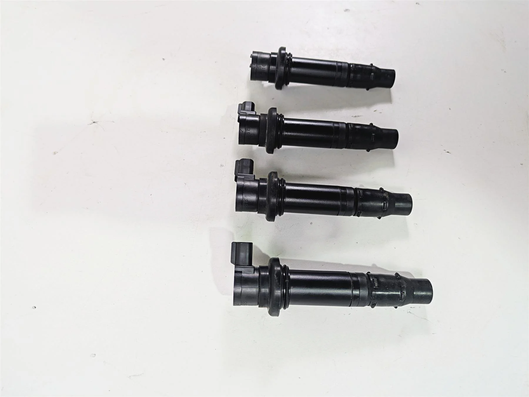 2009 Yamaha FZ1 FZS10 Fazer Ignition Coils Stick Coil Set 5VY-82310-00-00 - Image 2