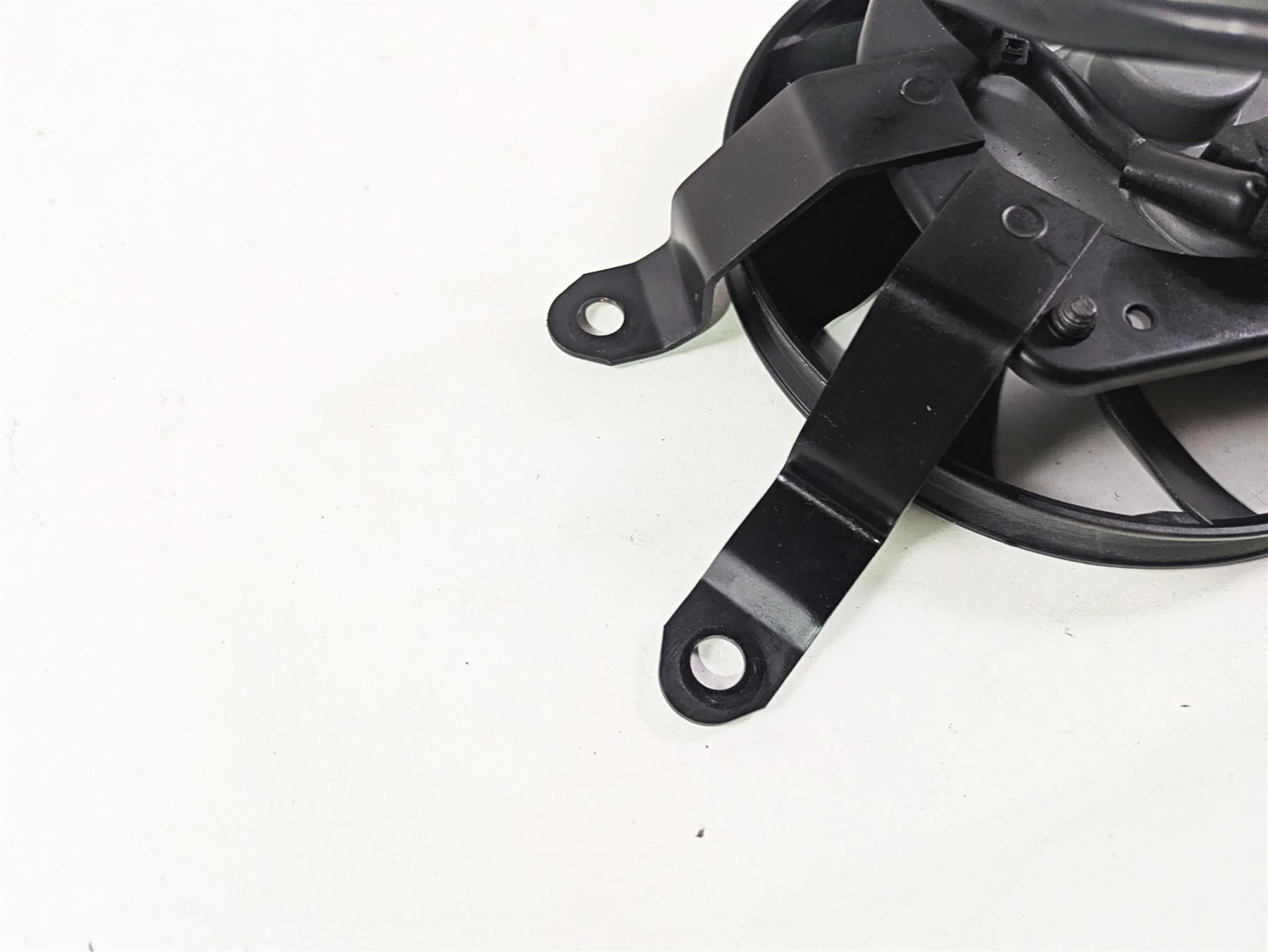 2009 Yamaha FZ1 FZS10 Fazer Left Hand Denso Radiator Cooling Fan 2D1-12405-01 - Image 10