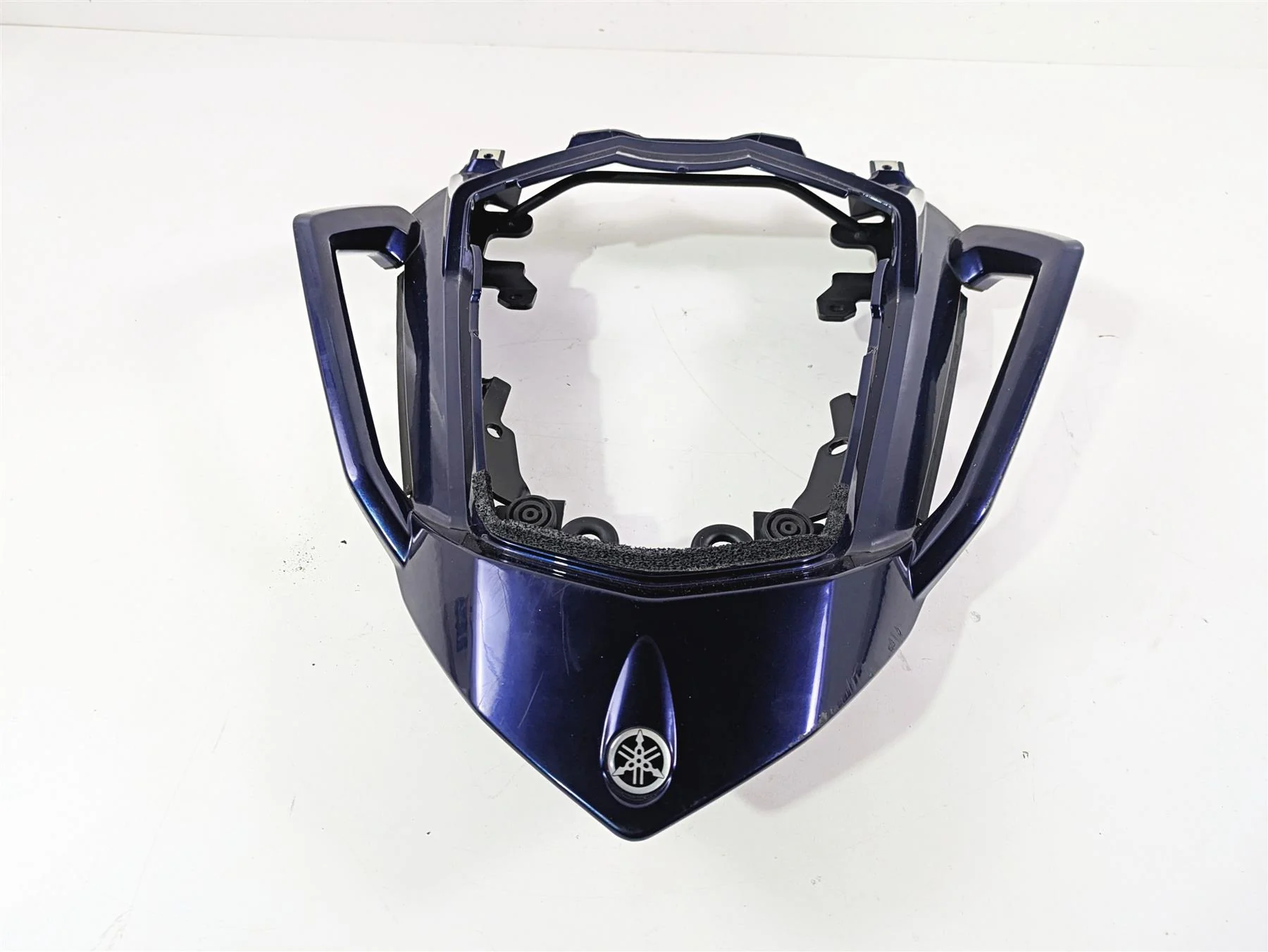 2009 Yamaha FZ1 FZS10 Fazer Rear Tail Passenger Grab Handle 3C3-24773-00 - Image 3